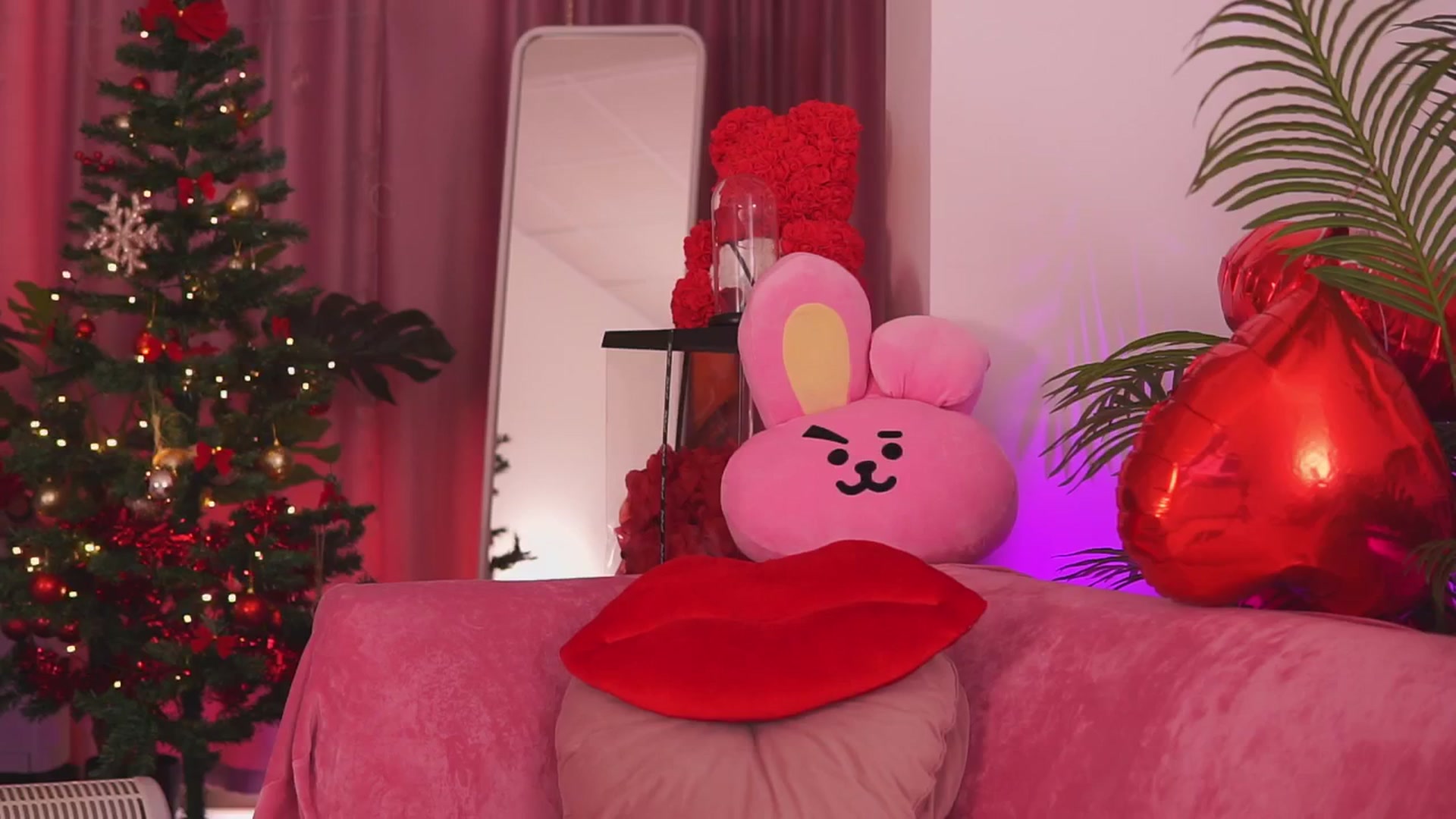 Gallery image thumbnail from FalllingAngel's myfreecams stream on, 12/25/2025, 10:32 image 14 of 20