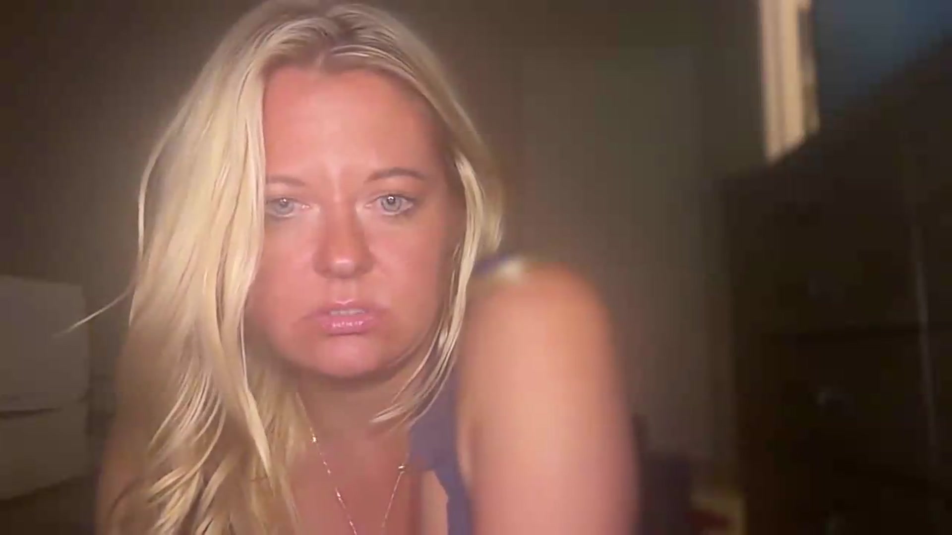 Gallery image thumbnail from FallonFuxx's myfreecams stream on, 08/14/2026, 10:18 image 9 of 20
