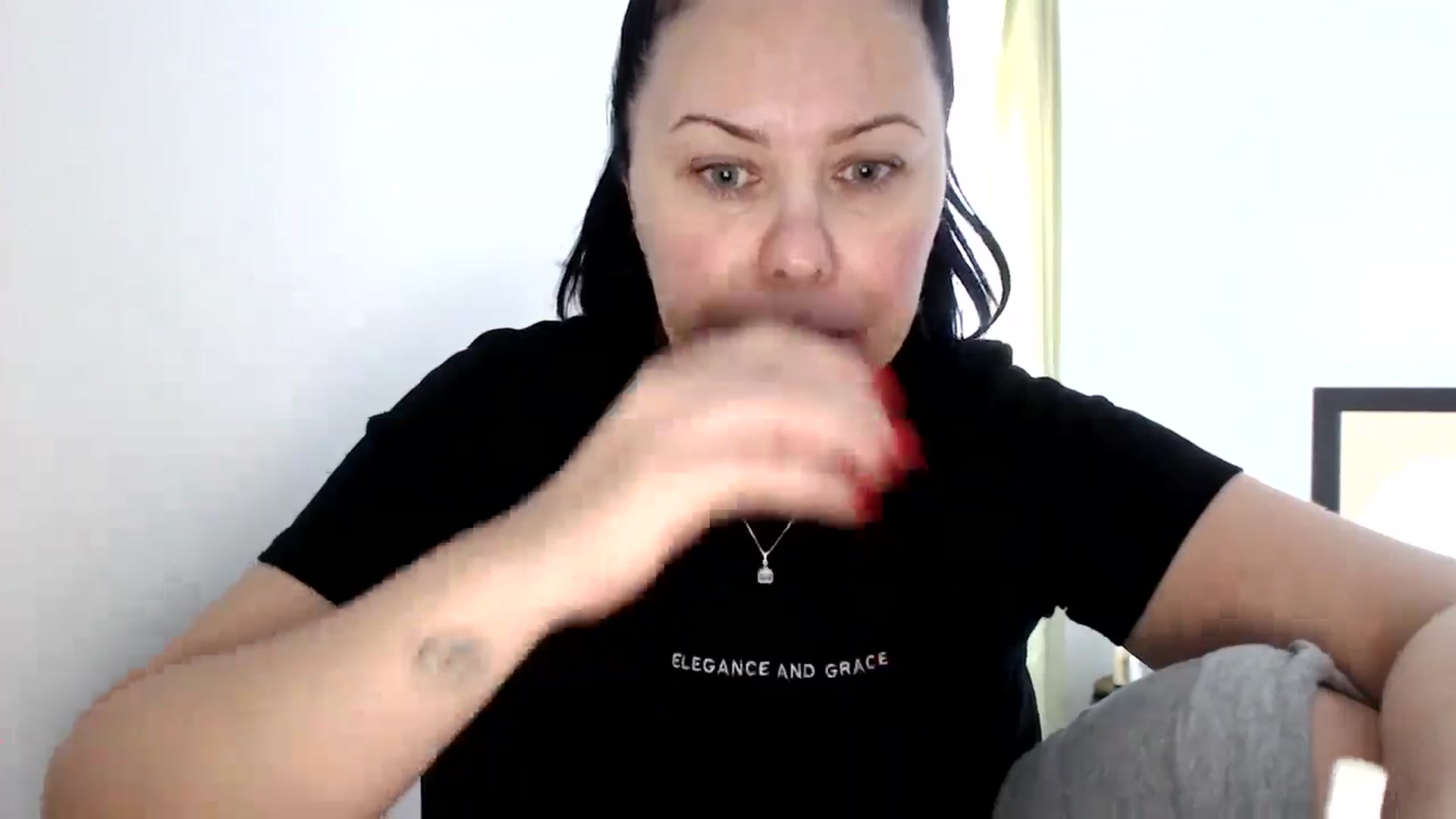 Gallery image thumbnail from FallonSexy's myfreecams stream on, 01/24/2025, 11:29 image 10 of 20