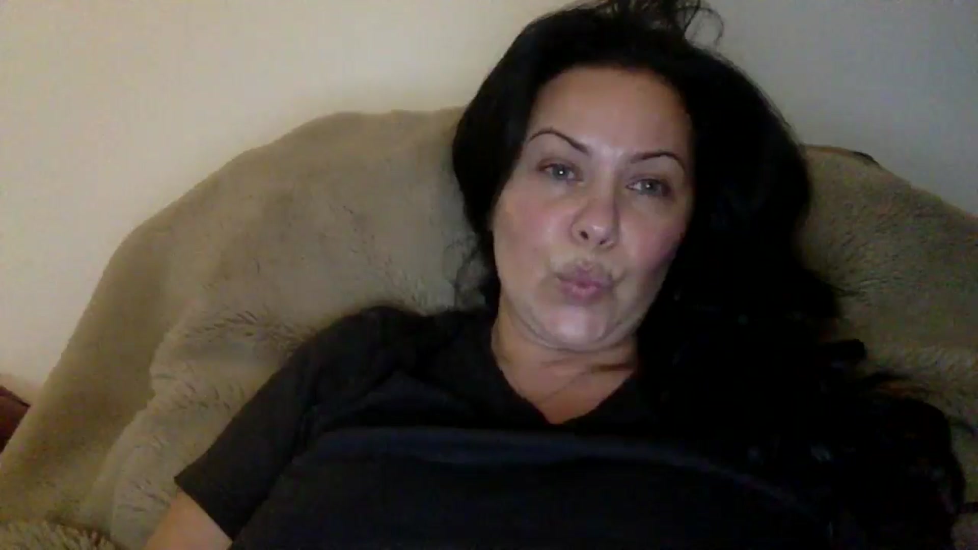 Gallery image thumbnail from FallonSexy's myfreecams stream on, 02/21/2025, 20:16 image 18 of 20