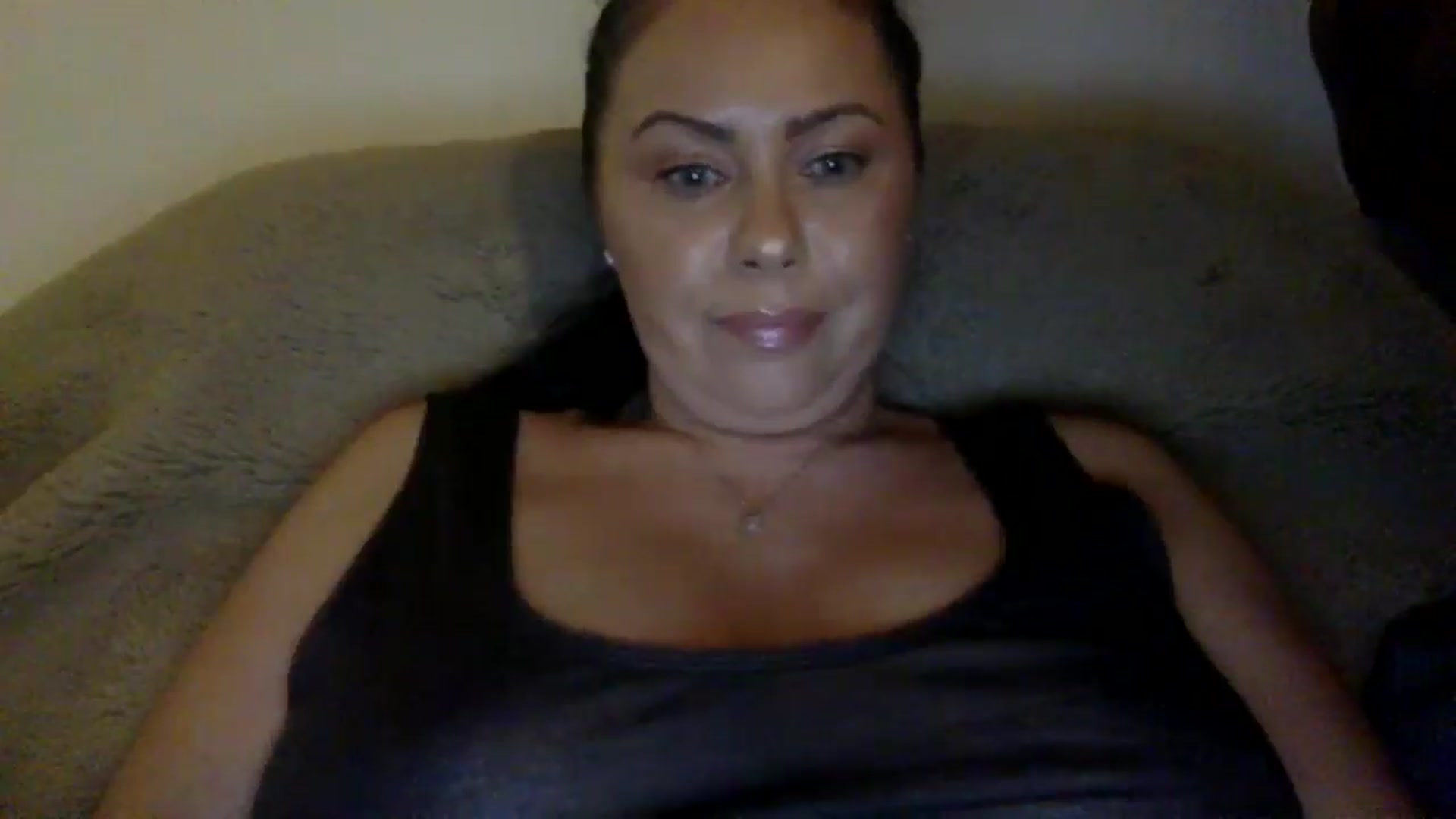 Gallery image thumbnail from FallonSexy's myfreecams stream on, 03/04/2025, 18:58 image 3 of 20