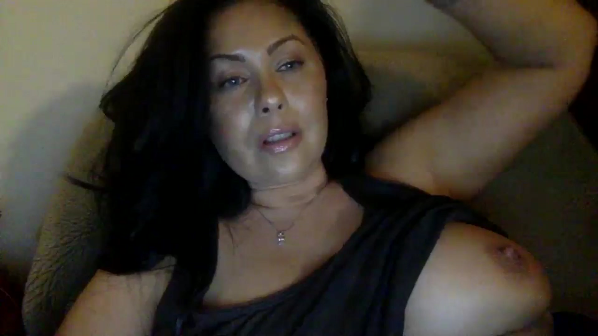 Gallery image thumbnail from FallonSexy's myfreecams stream on, 03/04/2025, 19:22 image 17 of 20