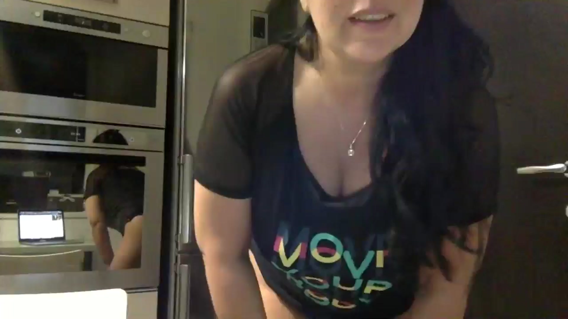 Gallery image thumbnail from FallonSexy's myfreecams stream on, 03/28/2025, 18:59 image 9 of 20