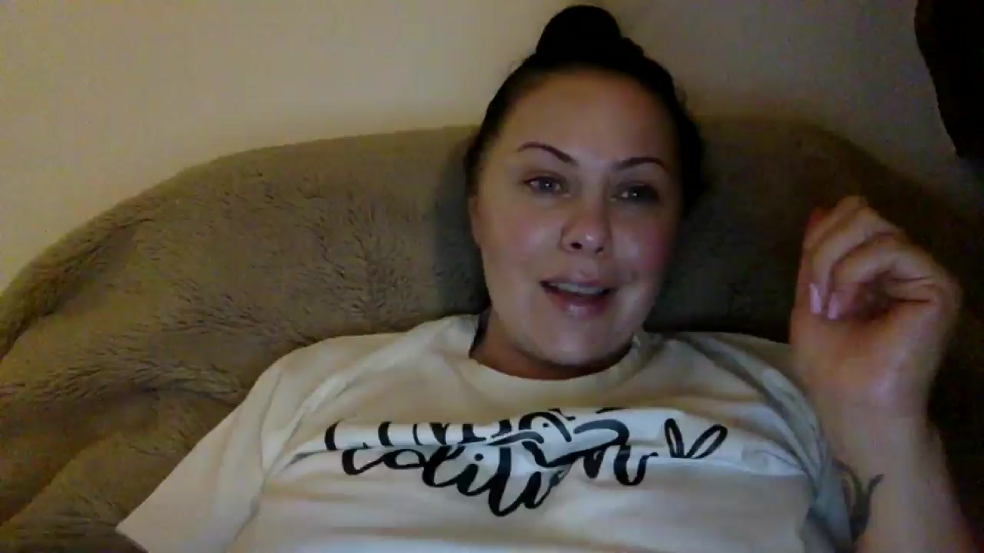 Gallery image thumbnail from FallonSexy's myfreecams stream on, 03/31/2025, 18:24 image 11 of 20