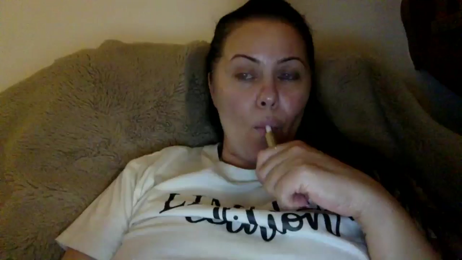 Gallery image thumbnail from FallonSexy's myfreecams stream on, 04/01/2025, 18:40 image 18 of 20