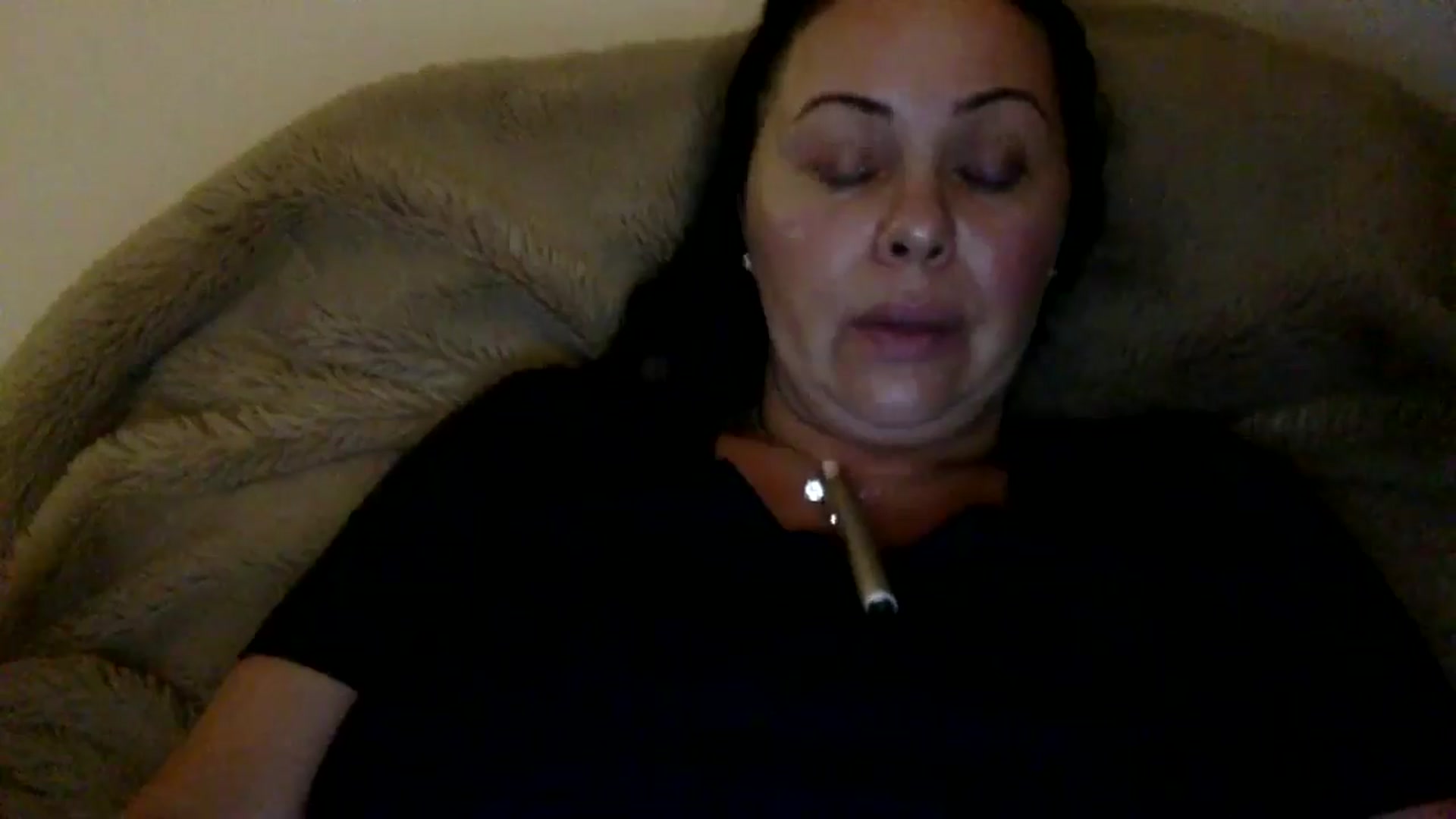 Gallery image thumbnail from FallonSexy's myfreecams stream on, 04/07/2025, 18:45 image 6 of 20