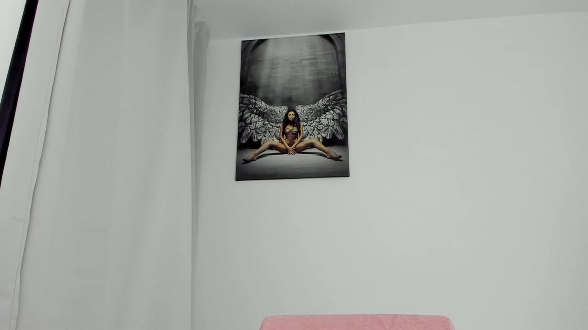 Gallery image thumbnail from Fancy_7een's myfreecams stream on, 07/17/2023, 24:27 image 5 of 20