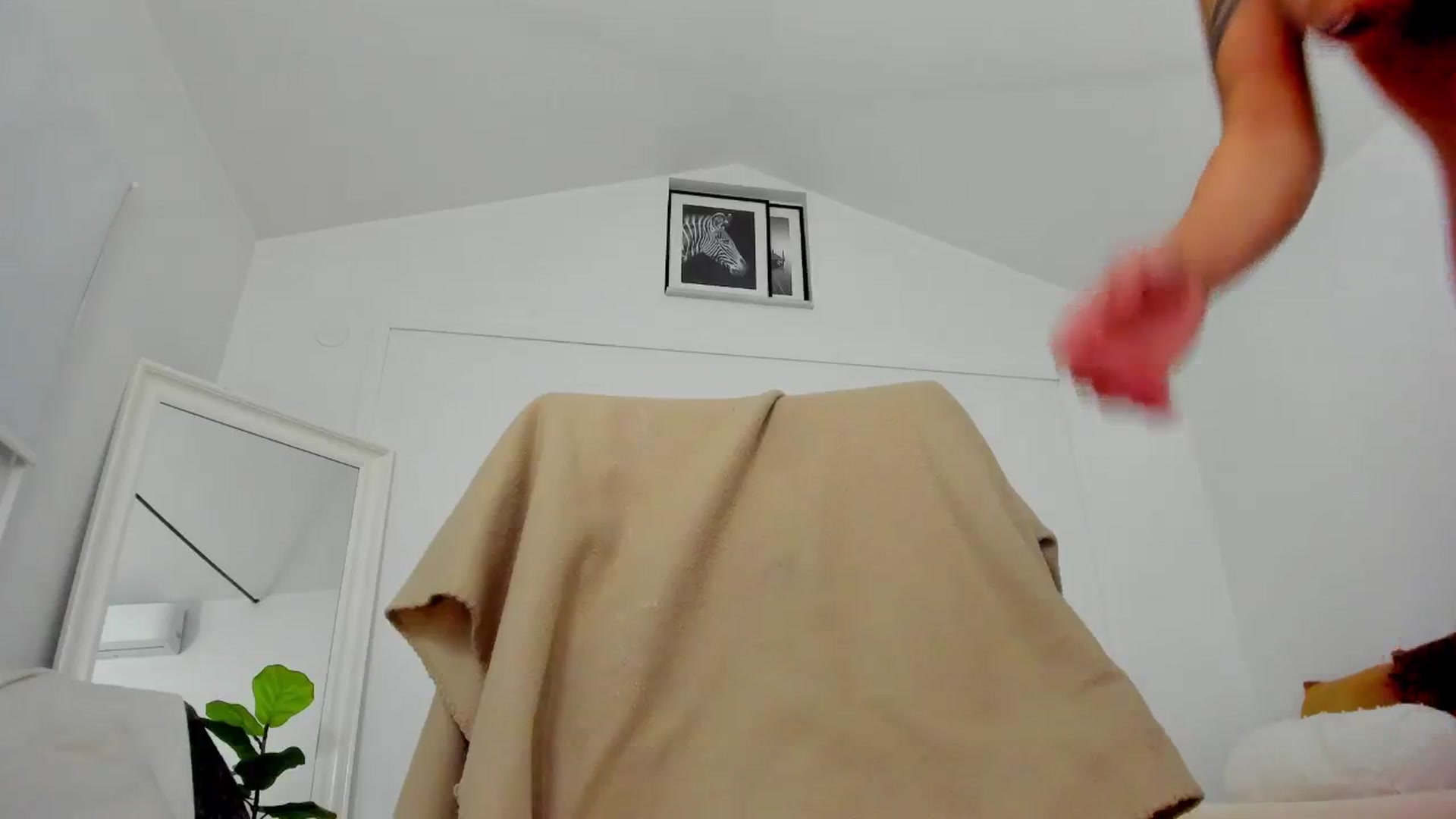 Gallery image thumbnail from Fancy_7een's myfreecams stream on, 09/09/2024, 04:10 image 6 of 20