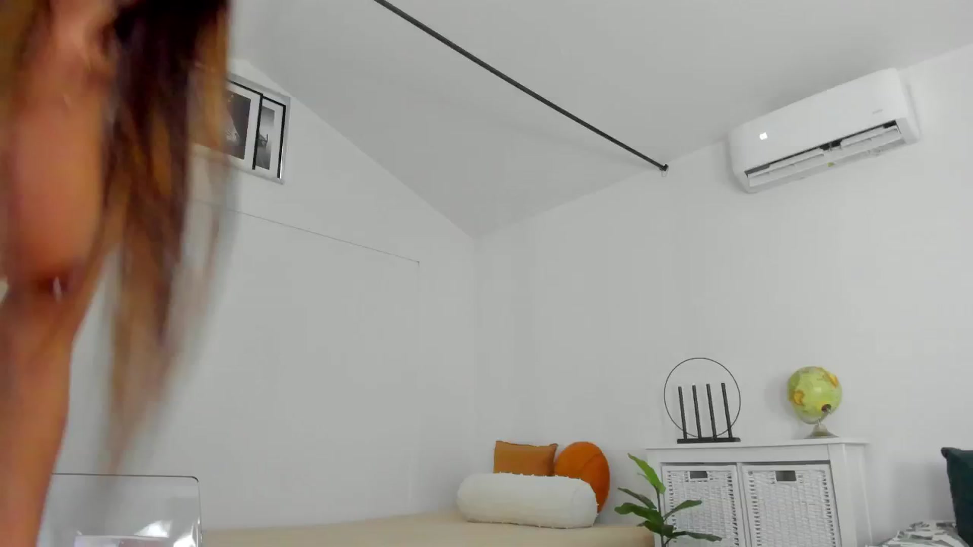 Gallery image thumbnail from Fancy_7een's myfreecams stream on, 09/29/2024, 07:49 image 17 of 20