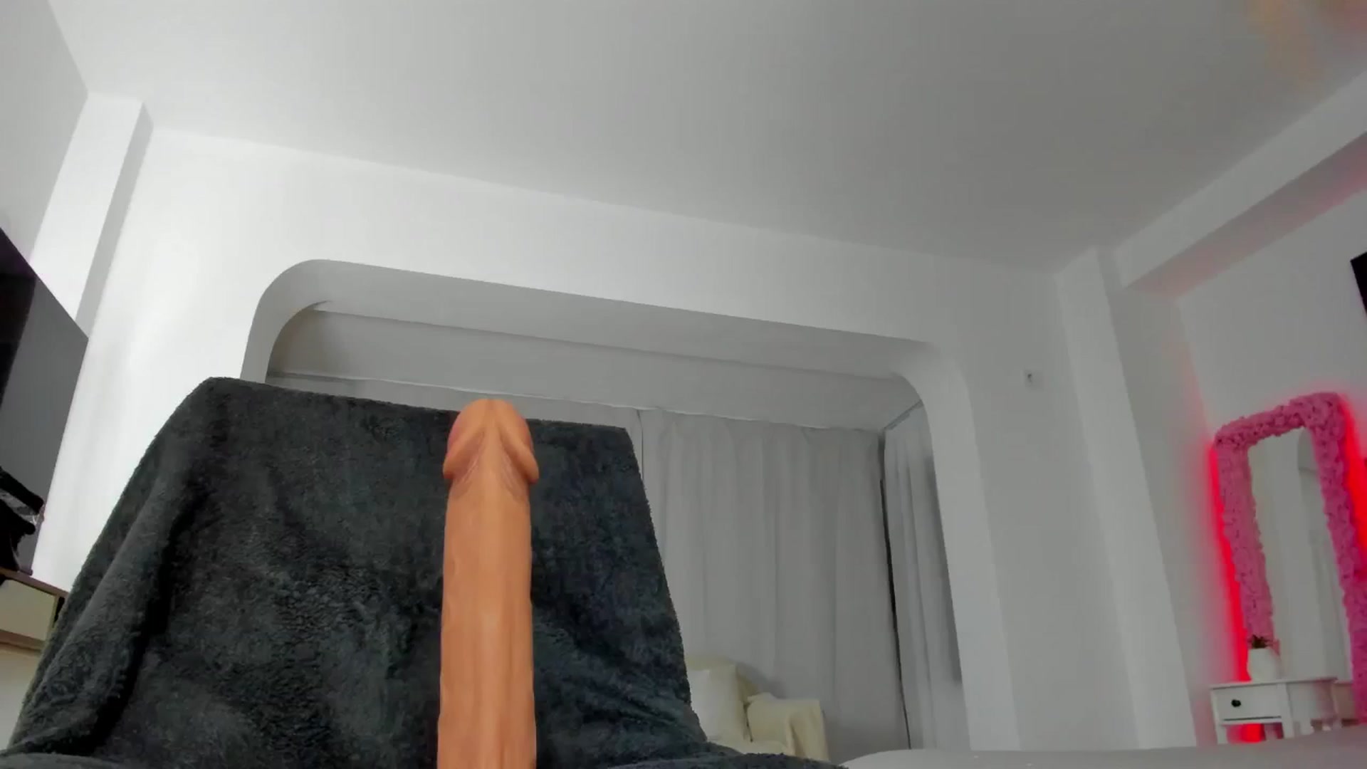Gallery image thumbnail from Fancy_7een's myfreecams stream on, 11/20/2024, 22:00 image 11 of 20