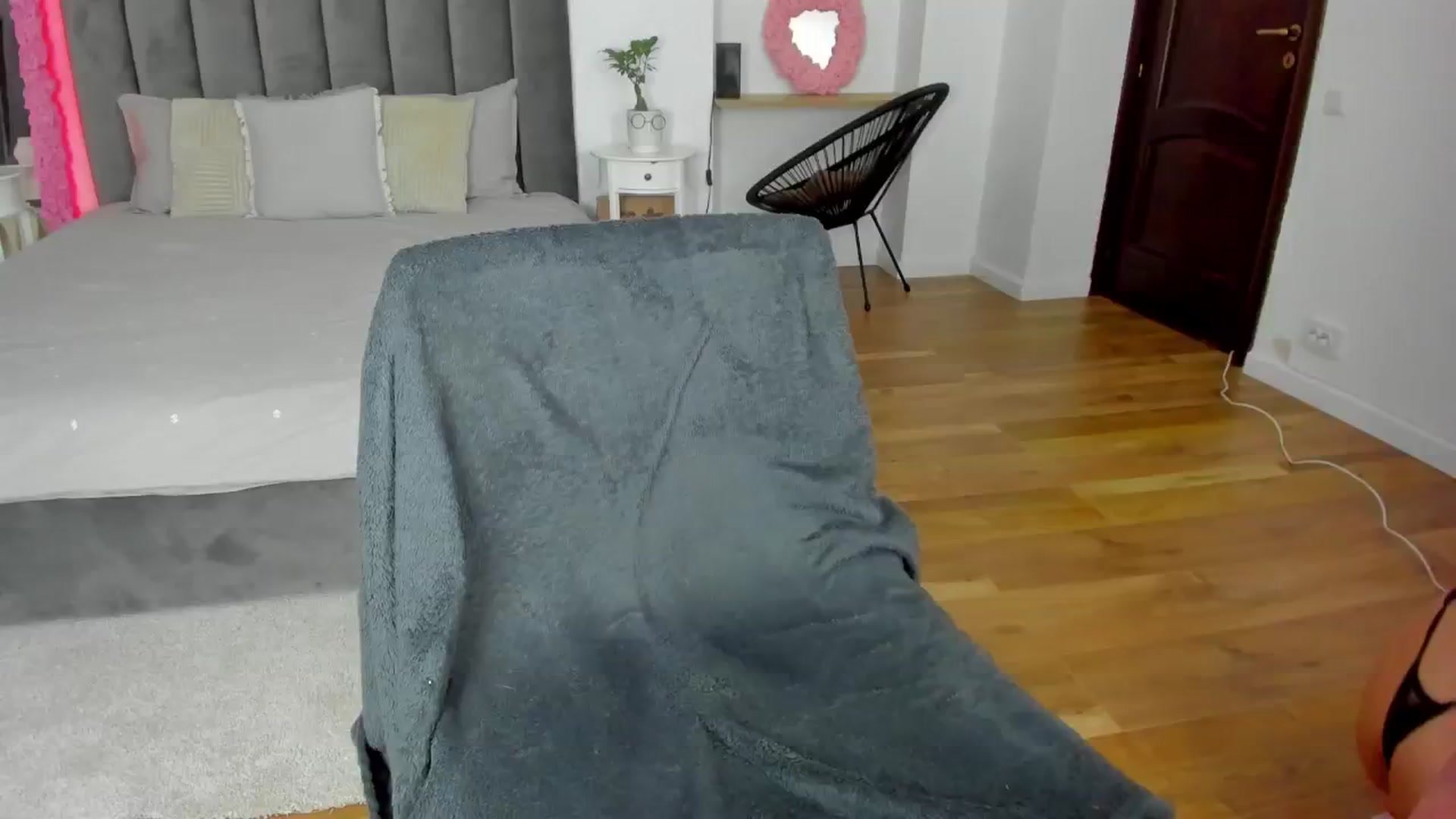 Gallery image thumbnail from Fancy_7een's myfreecams stream on, 11/20/2024, 22:00 image 9 of 20