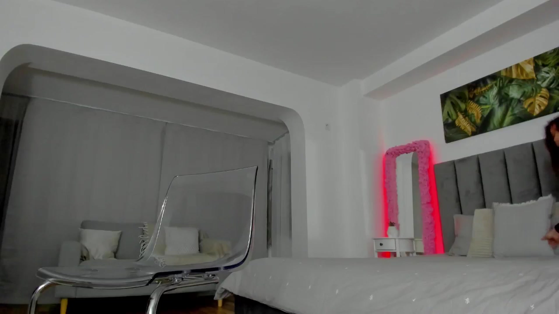 Gallery image thumbnail from Fancy_7een's myfreecams stream on, 11/24/2024, 01:13 image 2 of 20