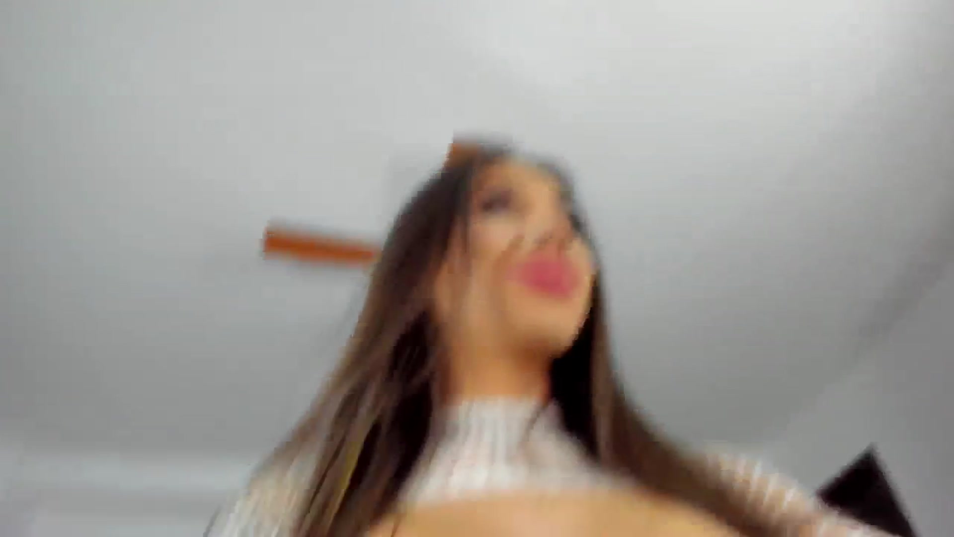 Gallery image thumbnail from Fancy_7een's myfreecams stream on, 11/27/2024, 20:11 image 11 of 20