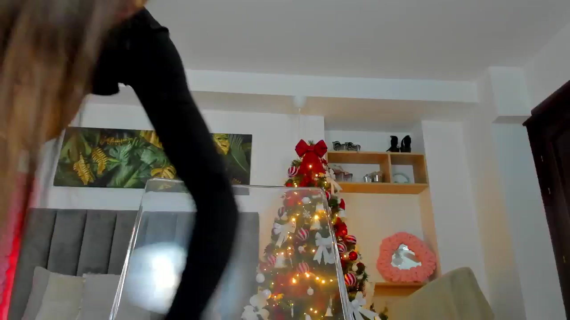 Gallery image thumbnail from Fancy_7een's myfreecams stream on, 12/10/2024, 22:45 image 20 of 20