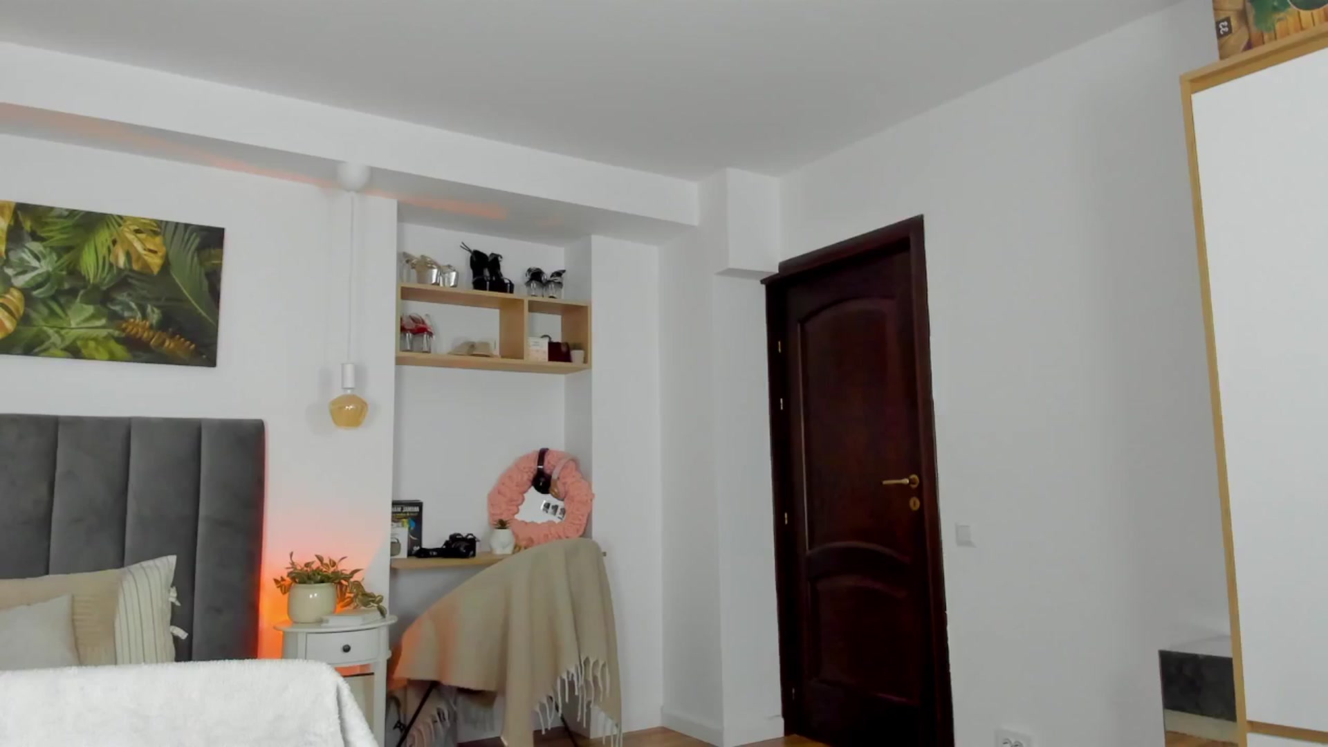 Gallery image thumbnail from Fancy_7een's myfreecams stream on, 11/20/2025, 21:34 image 5 of 20