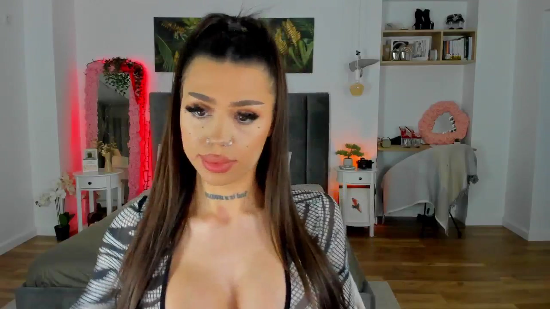 Gallery image thumbnail from Fancy_7een's myfreecams stream on, 01/19/2026, 01:05 image 2 of 20
