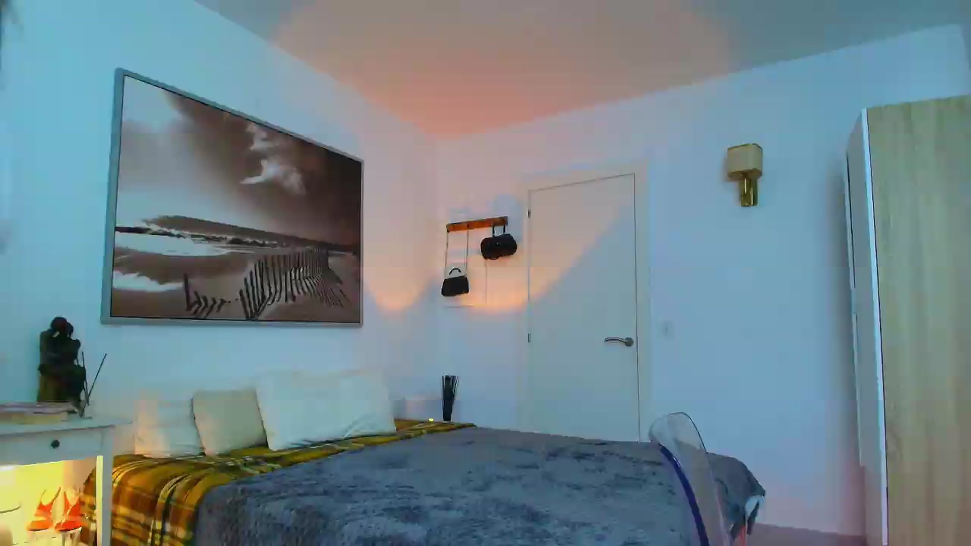 Gallery image thumbnail from Fancy_Jennn's myfreecams stream on, 06/20/2026, 02:37 image 3 of 20
