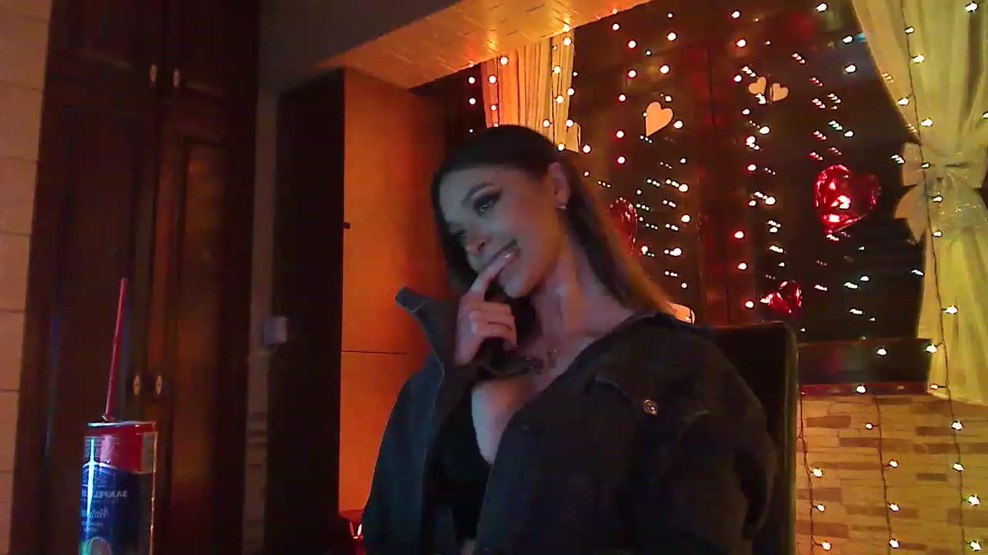 Gallery image thumbnail from FankisGirl's myfreecams stream on, 02/28/2023, 03:46 image 12 of 20
