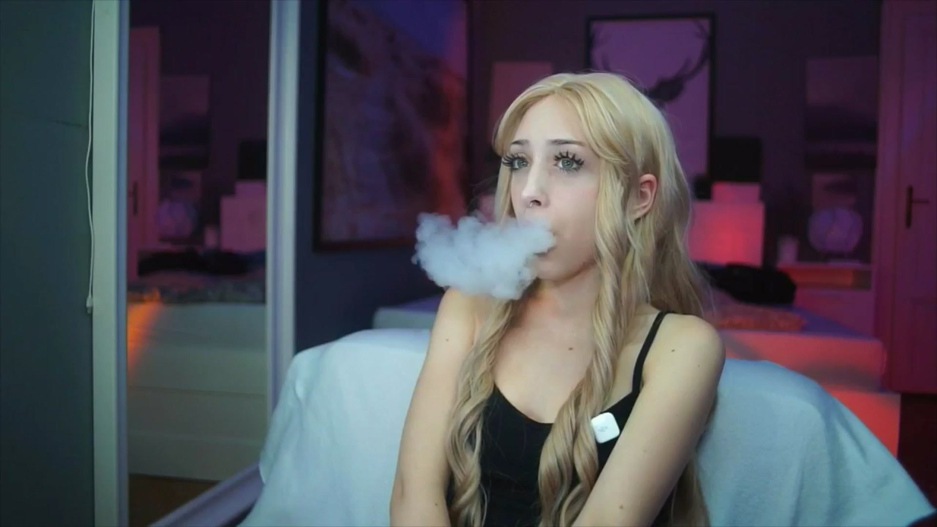 Gallery image thumbnail from Fanny21's myfreecams stream on, 10/07/2025, 19:36 image 1 of 20