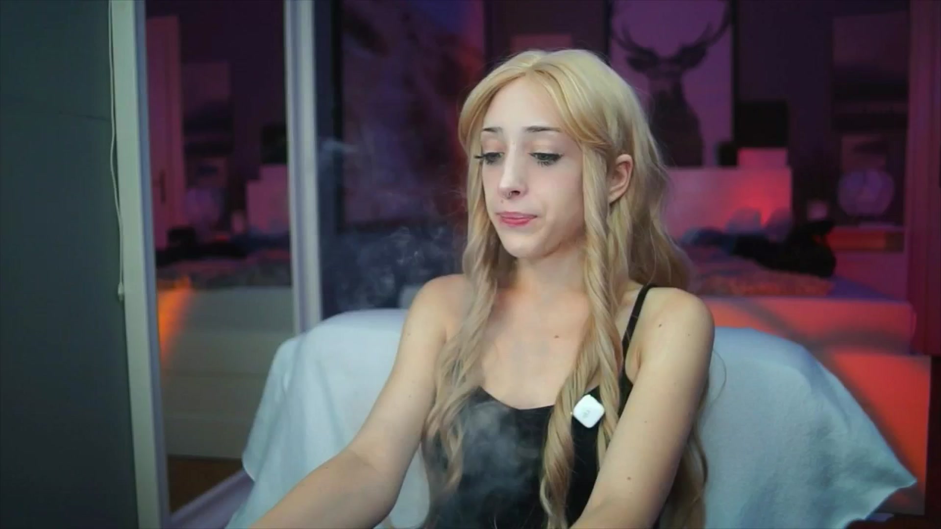 Gallery image thumbnail from Fanny21's myfreecams stream on, 10/07/2025, 20:27 image 1 of 20