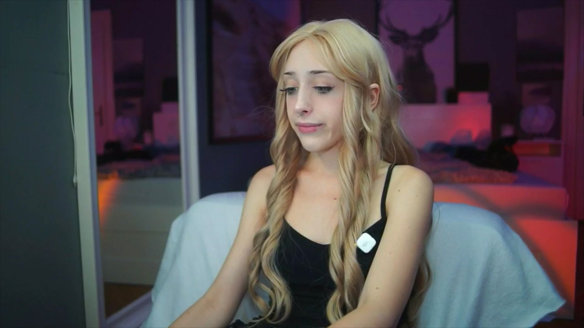 Gallery image thumbnail from Fanny21's myfreecams stream on, 10/07/2025, 20:27 image 11 of 20