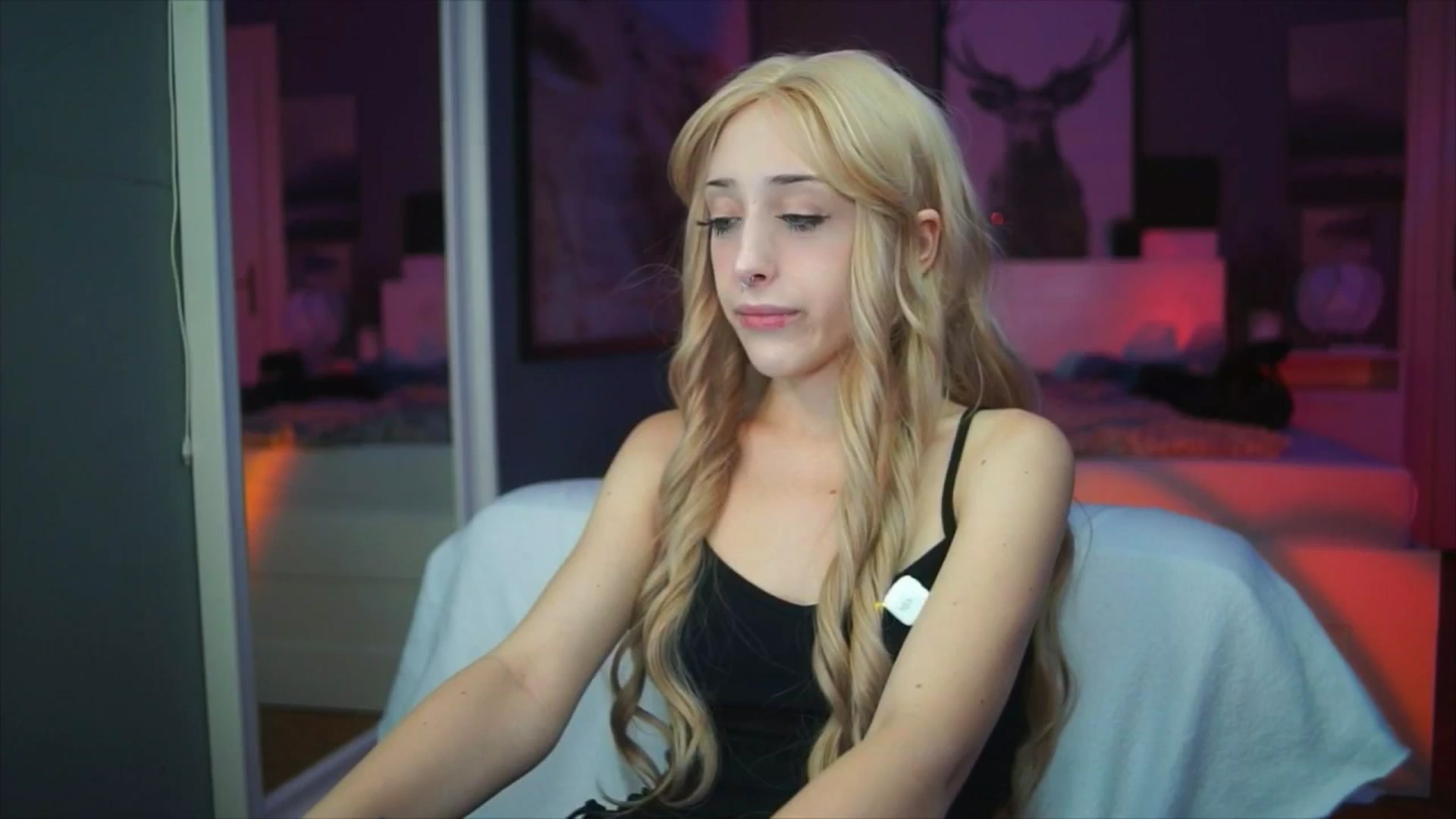Gallery image thumbnail from Fanny21's myfreecams stream on, 10/07/2025, 20:27 image 12 of 20