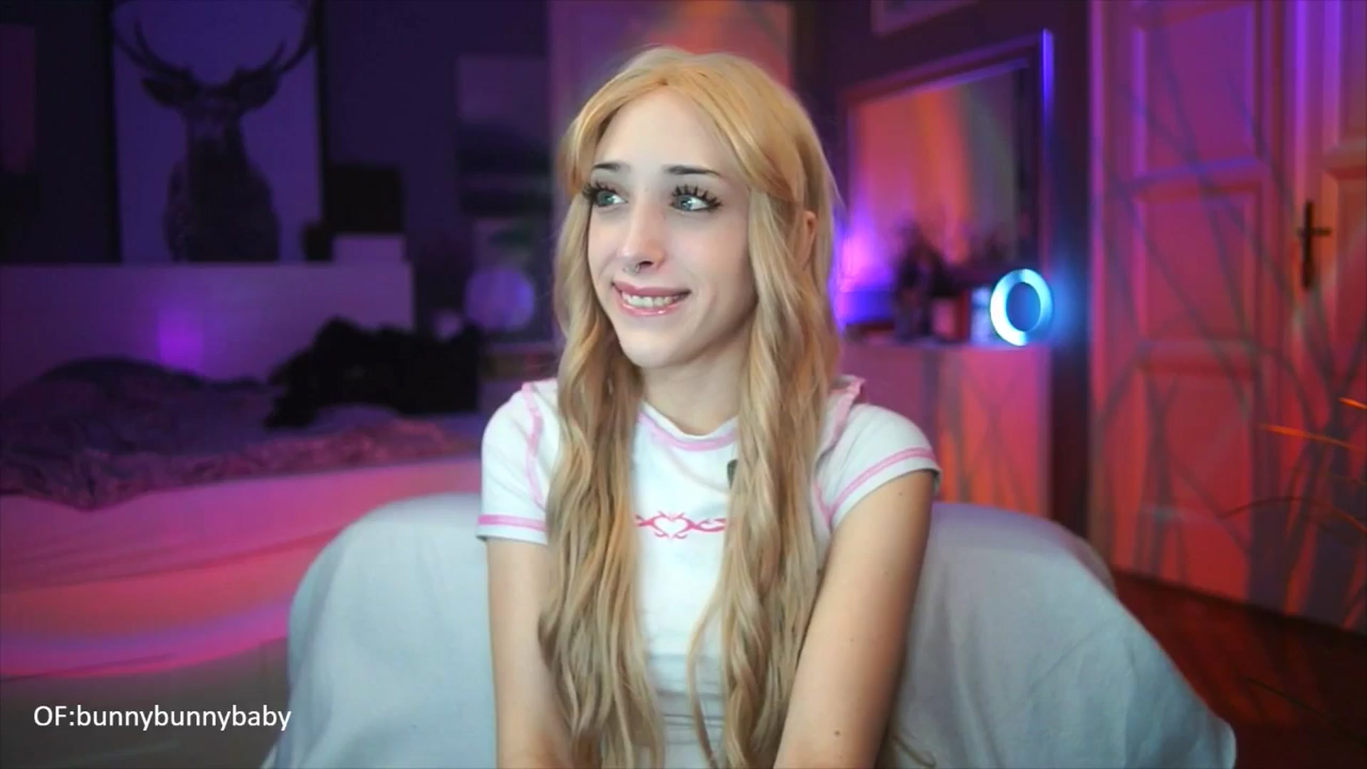 Gallery image thumbnail from Fanny21's myfreecams stream on, 10/09/2025, 18:08 image 20 of 20