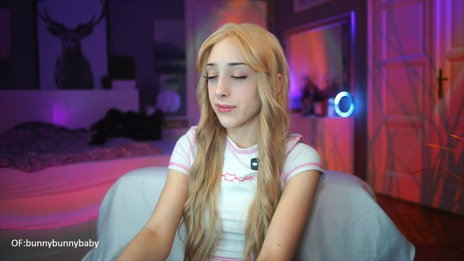 Gallery image thumbnail from Fanny21's myfreecams stream on, 10/09/2025, 18:08 image 9 of 20