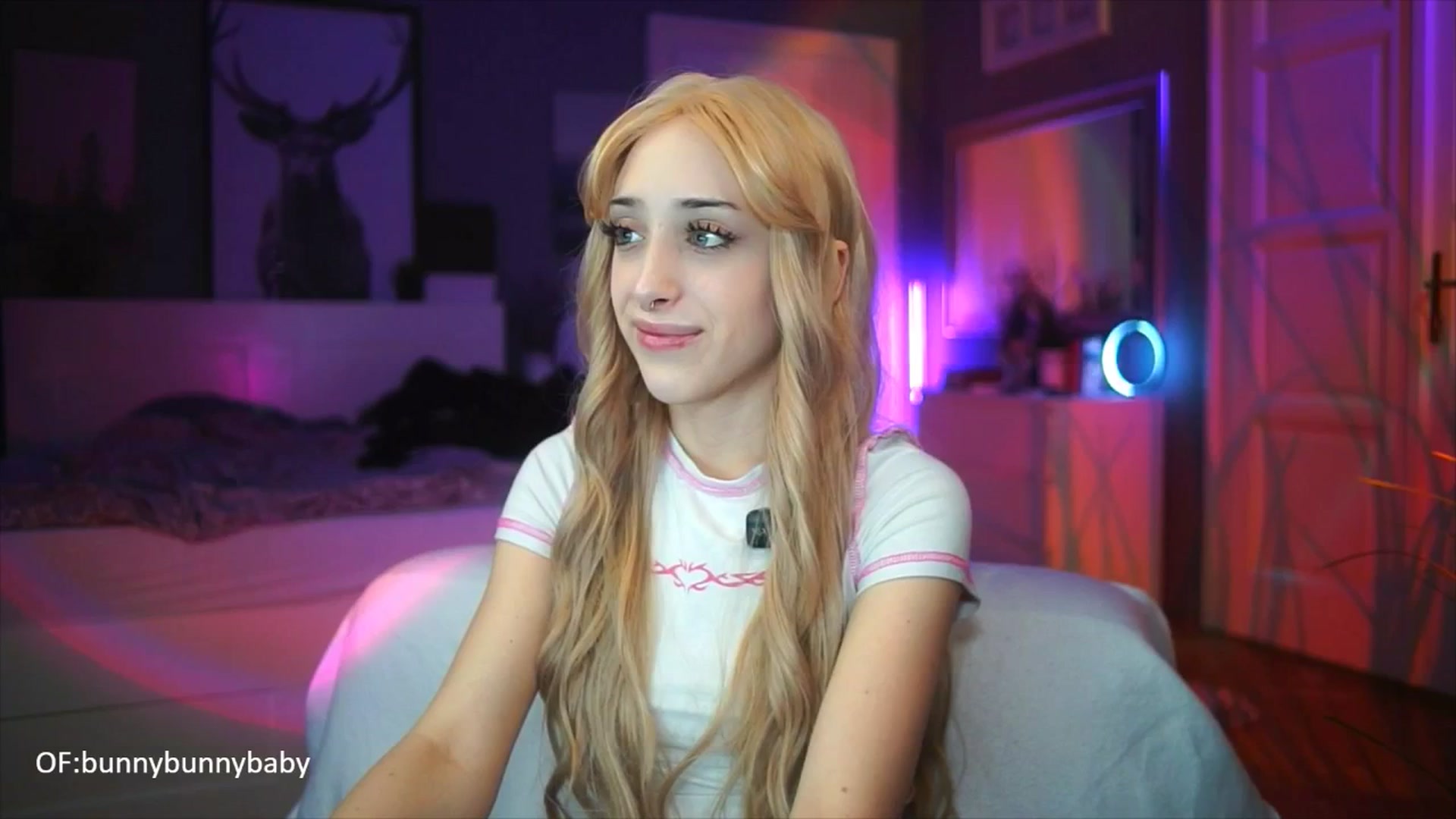 Gallery image thumbnail from Fanny21's myfreecams stream on, 10/09/2025, 18:48 image 18 of 20