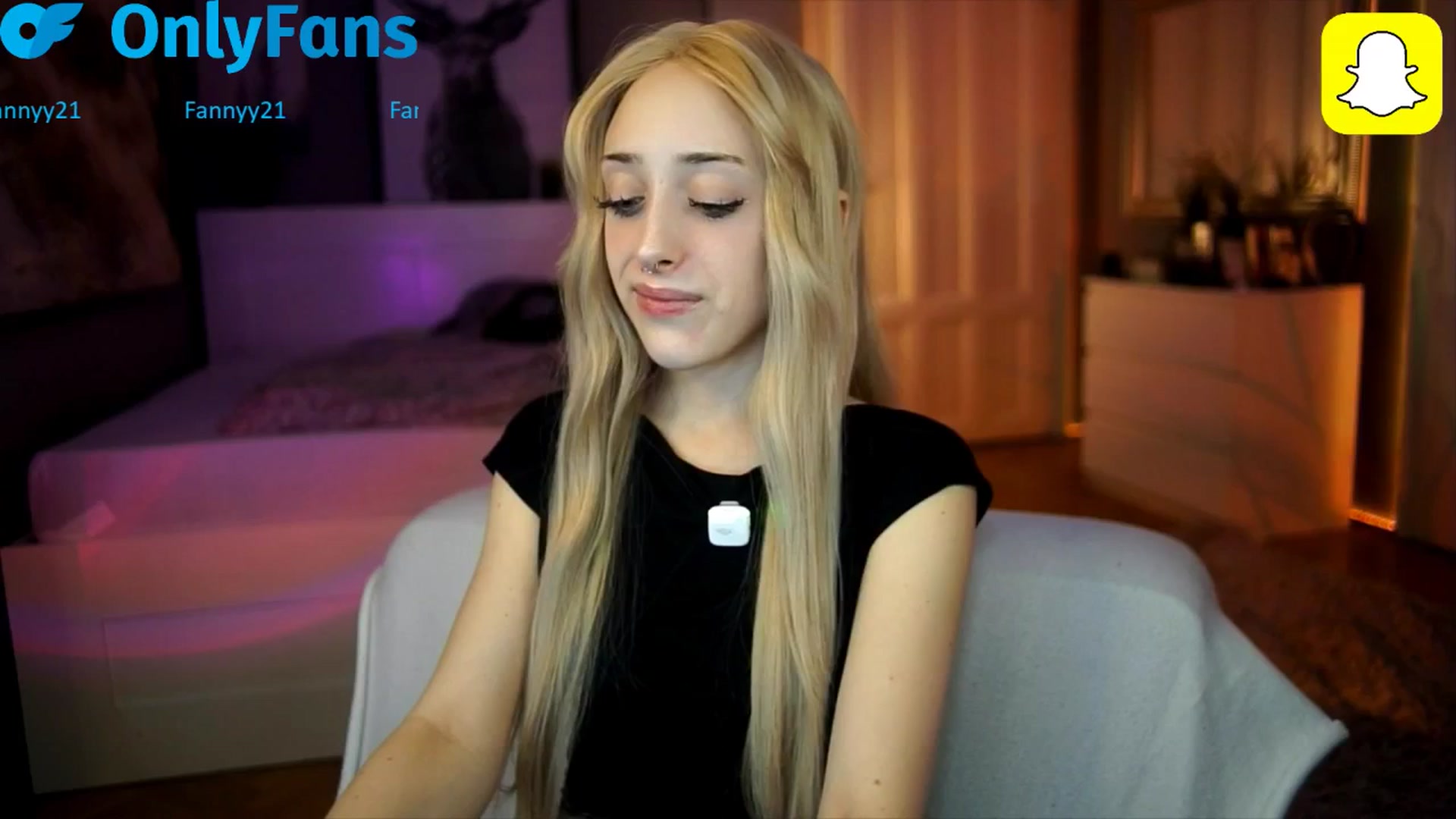 Gallery image thumbnail from Fanny21's myfreecams stream on, 10/16/2025, 20:16 image 1 of 20