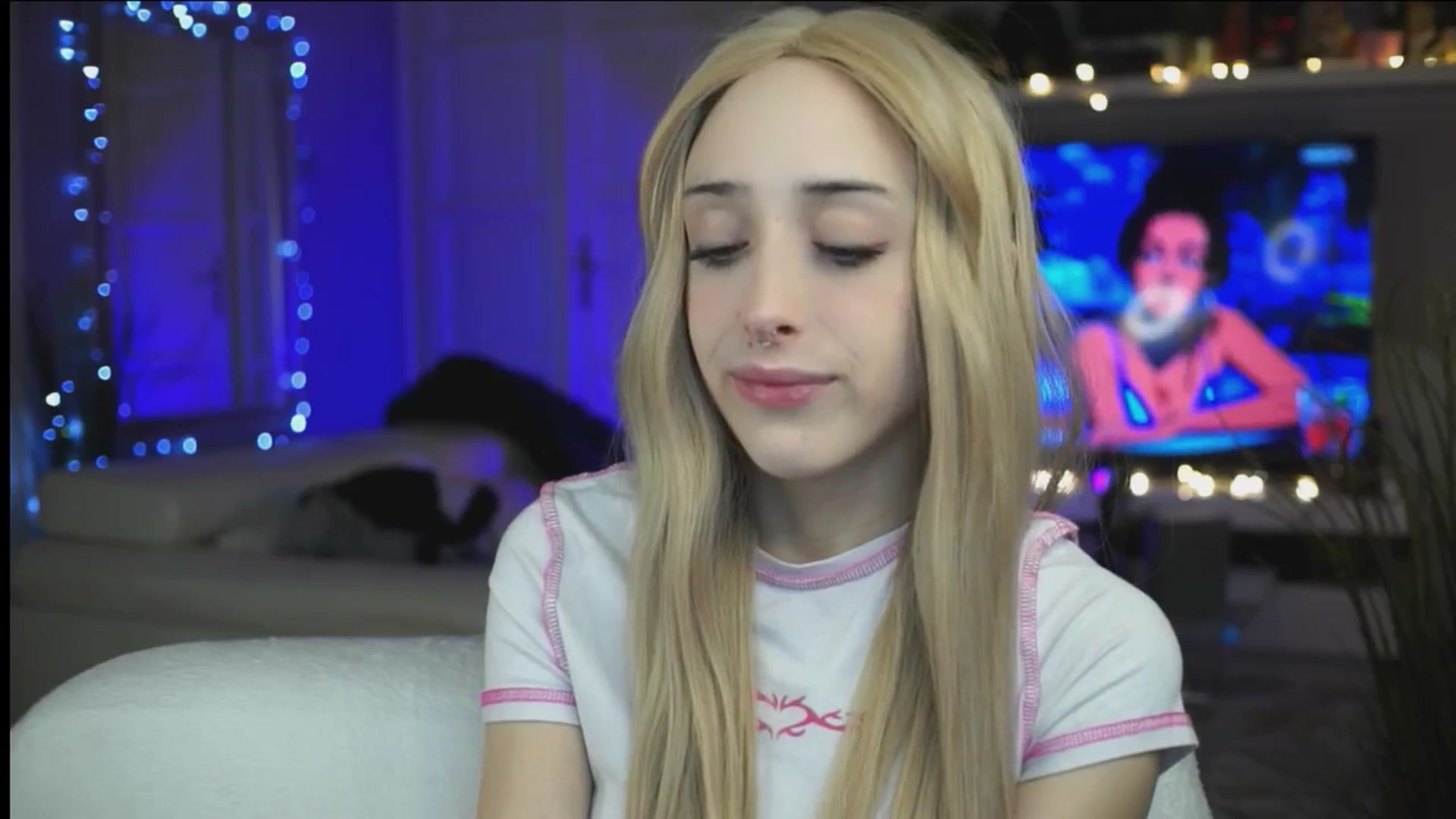 Gallery image thumbnail from Fanny21's myfreecams stream on, 10/29/2025, 23:04 image 11 of 20