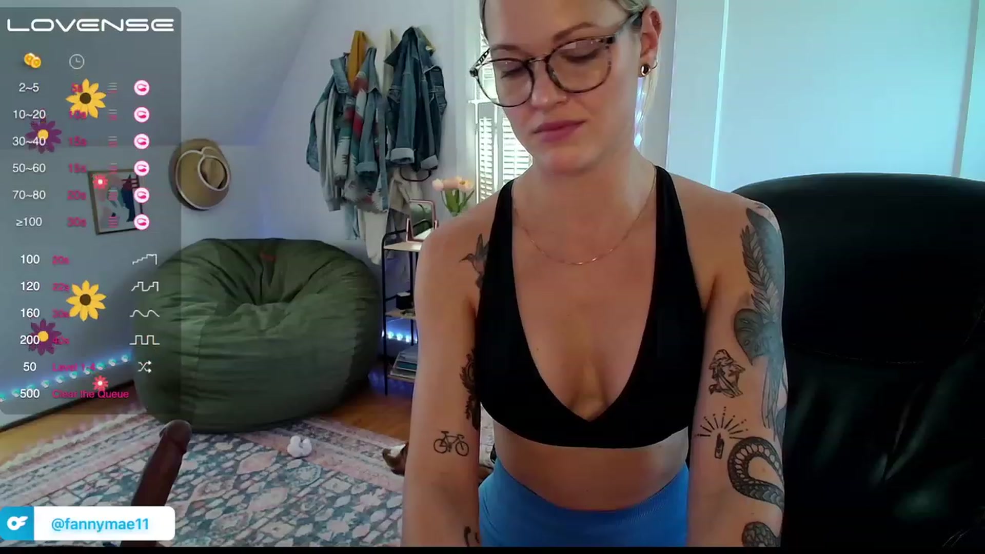 Gallery image thumbnail from FannyXXXMae's myfreecams stream on, 05/20/2023, 13:22 image 20 of 20