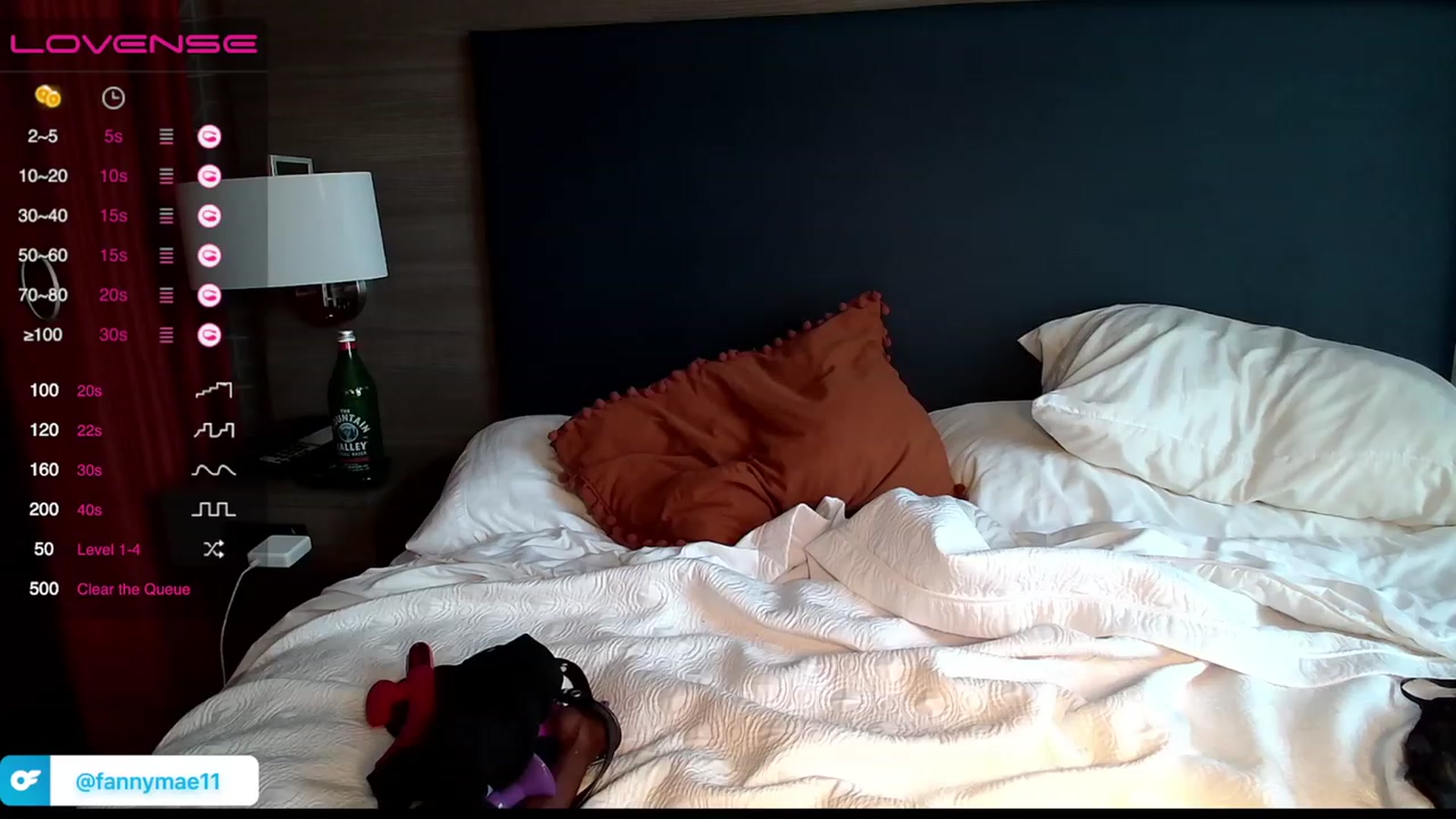 Gallery image thumbnail from FannyXXXMae's myfreecams stream on, 06/01/2023, 14:36 image 7 of 20