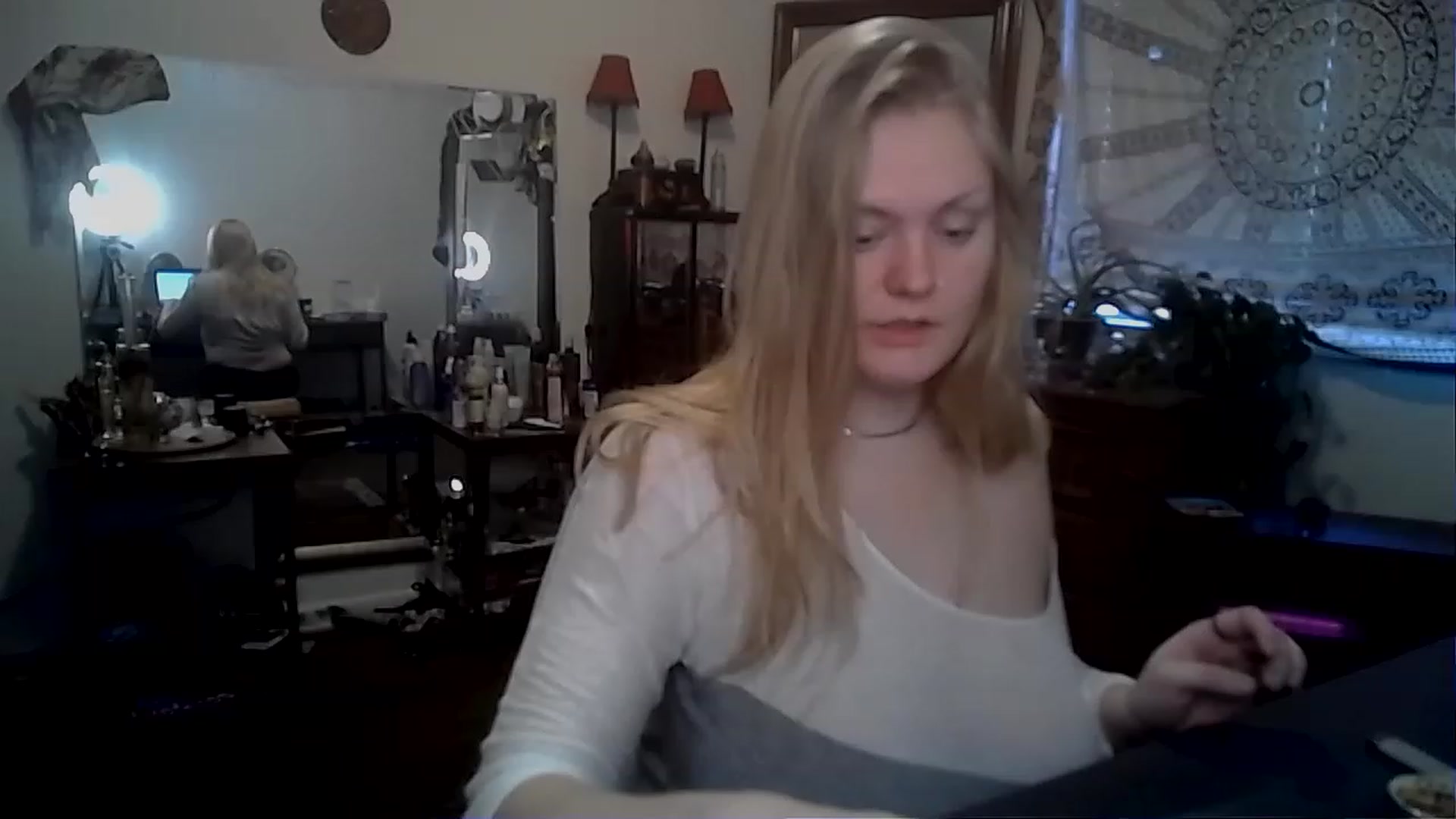 Gallery image thumbnail from Fanny__Mandy's myfreecams stream on, 11/21/2022, 15:36 image 1 of 20