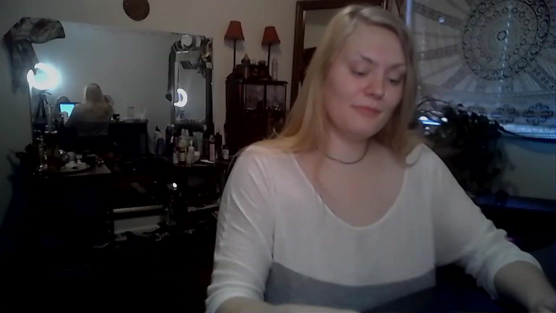 Gallery image thumbnail from Fanny__Mandy's myfreecams stream on, 11/21/2022, 15:36 image 6 of 20