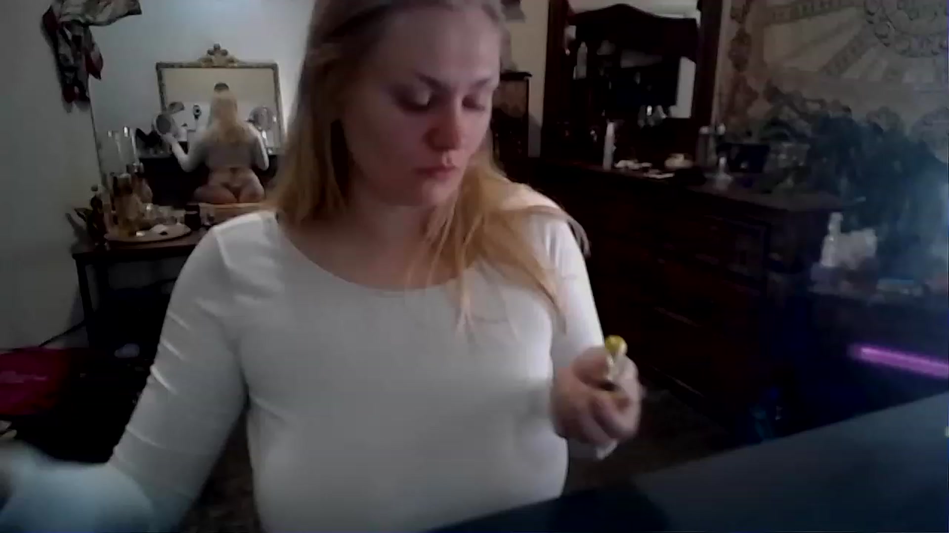 Gallery image thumbnail from Fanny__Mandy's myfreecams stream on, 11/28/2022, 12:39 image 4 of 20