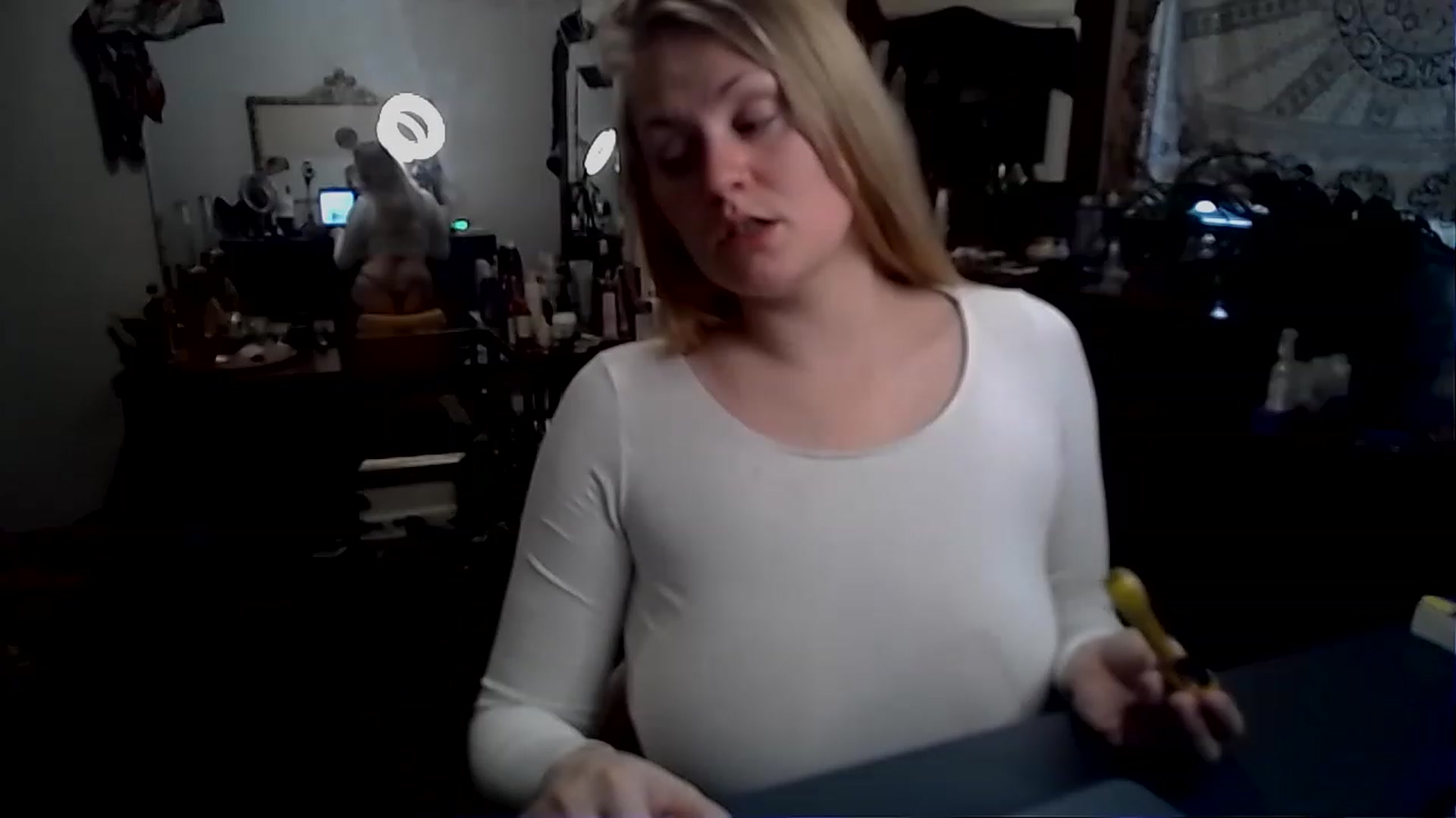 Gallery image thumbnail from Fanny__Mandy's myfreecams stream on, 11/28/2022, 15:27 image 9 of 20