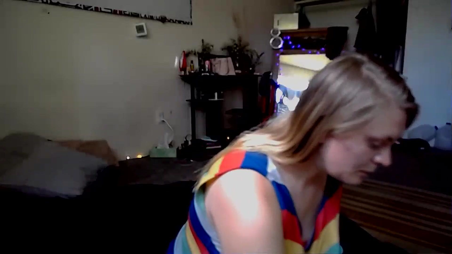 Gallery image thumbnail from Fanny__Mandy's myfreecams stream on, 06/02/2024, 18:18 image 14 of 20