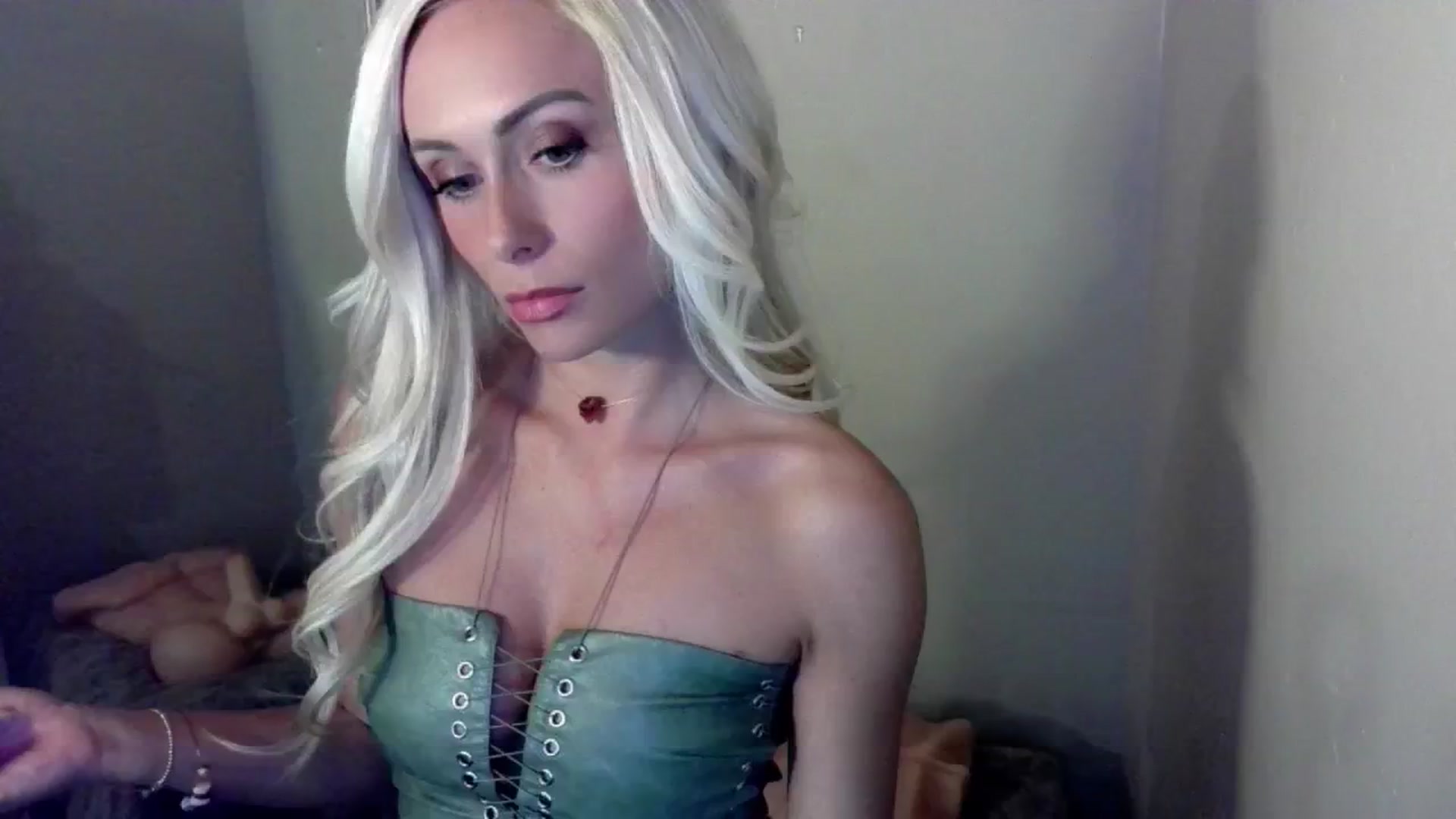 Gallery image thumbnail from FappyGoLucky's myfreecams stream on, 09/29/2024, 09:14 image 13 of 20
