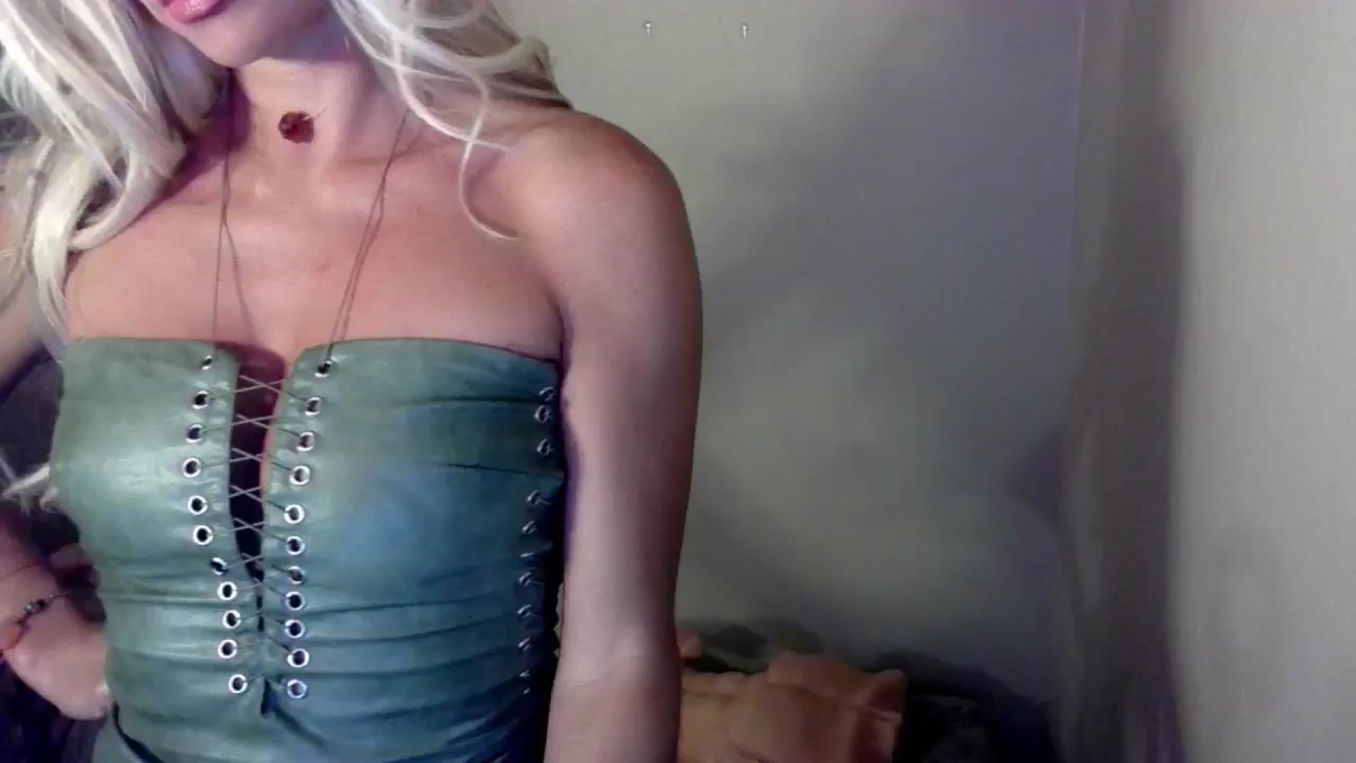 Gallery image thumbnail from FappyGoLucky's myfreecams stream on, 09/29/2024, 09:14 image 19 of 20