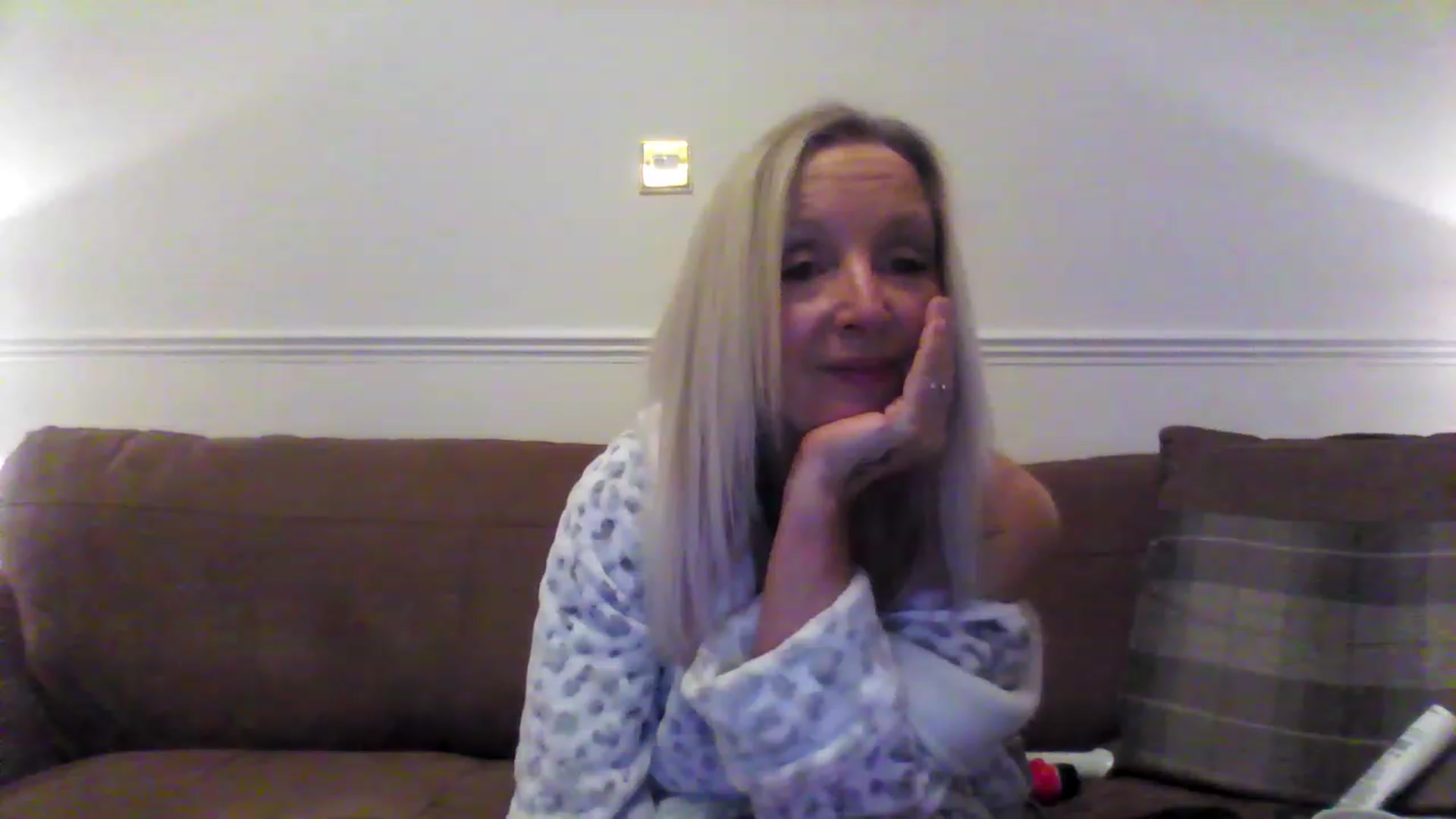 Gallery image thumbnail from Farfallaxx's myfreecams stream on, 11/16/2022, 20:58 image 4 of 20