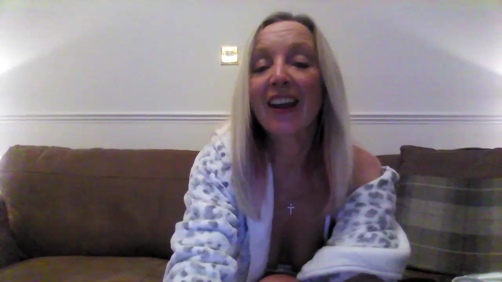Gallery image thumbnail from Farfallaxx's myfreecams stream on, 11/16/2022, 20:58 image 11 of 20