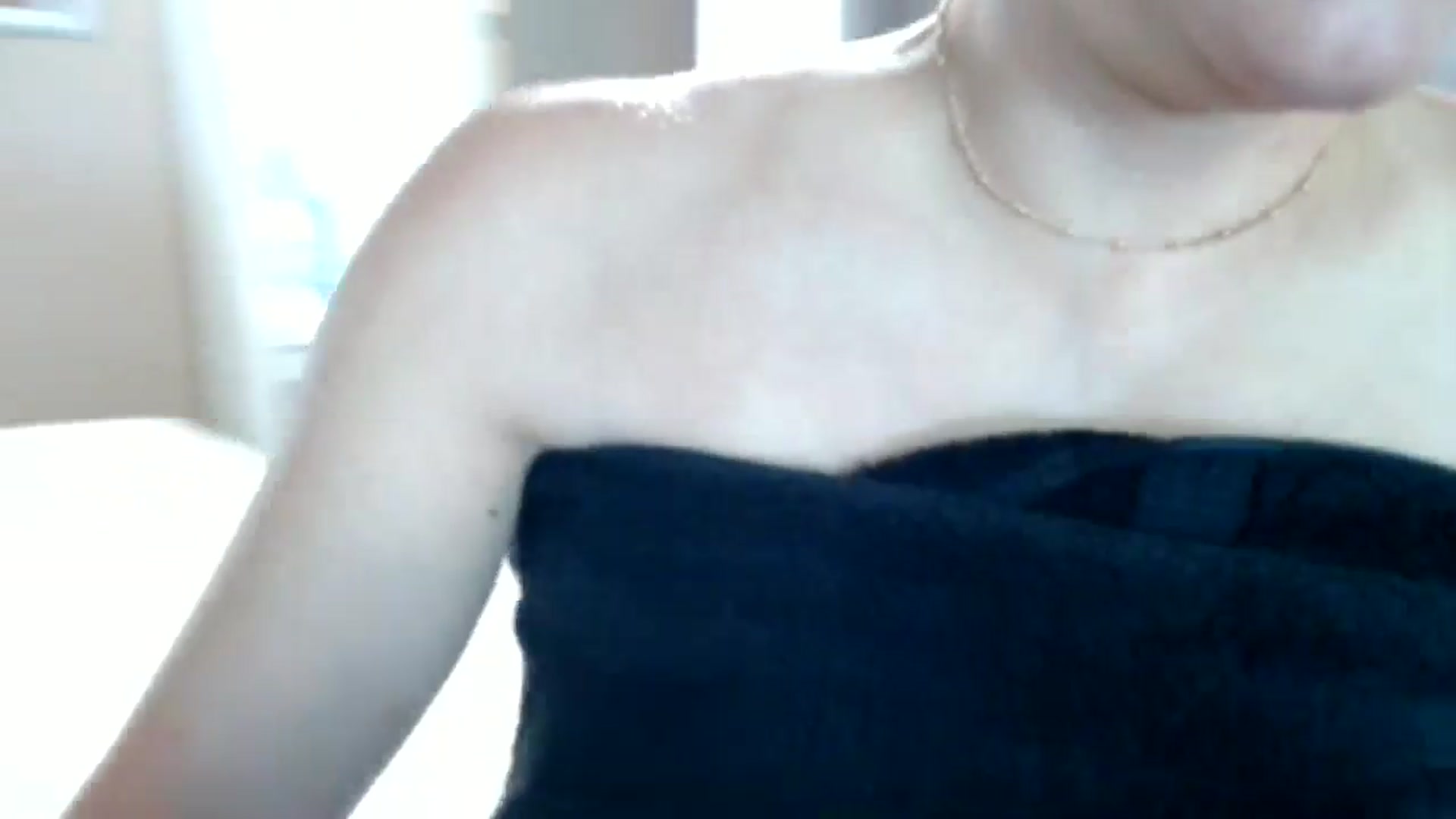 Gallery image thumbnail from FarmGirl_BDAY's myfreecams stream on, 07/01/2024, 14:01 image 12 of 20
