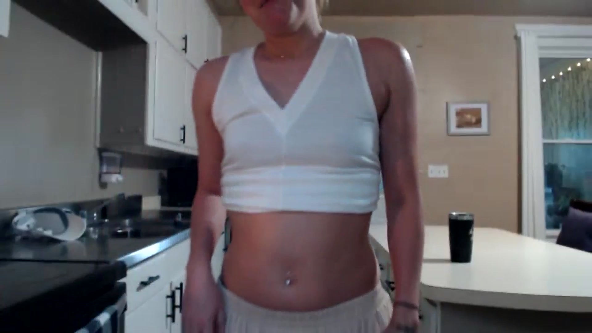 Gallery image thumbnail from FarmGirl_BDAY's myfreecams stream on, 07/03/2024, 23:03 image 16 of 20