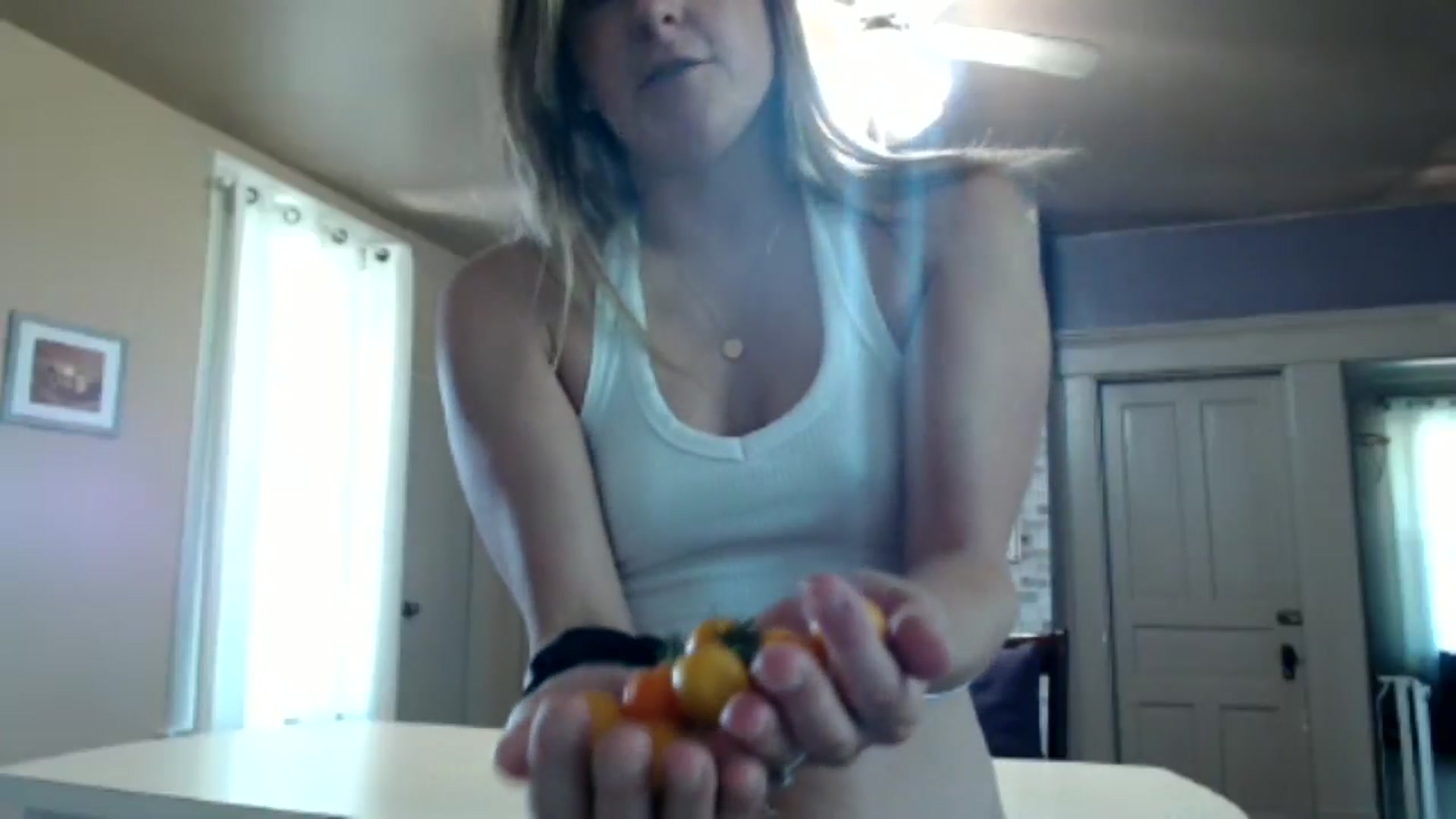 Gallery image thumbnail from FarmGirl_BDAY's myfreecams stream on, 07/13/2024, 15:34 image 14 of 20