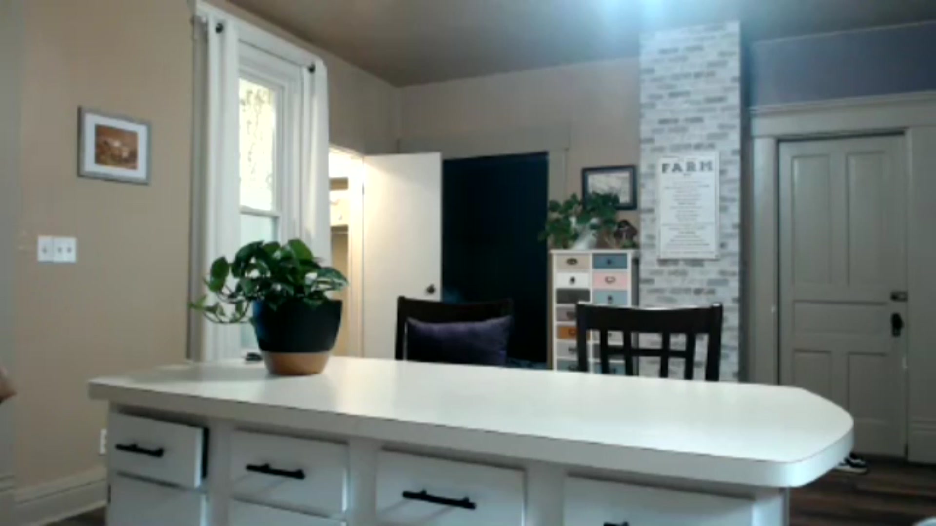 Gallery image thumbnail from FarmGirl_BDAY's myfreecams stream on, 08/02/2024, 24:01 image 14 of 20