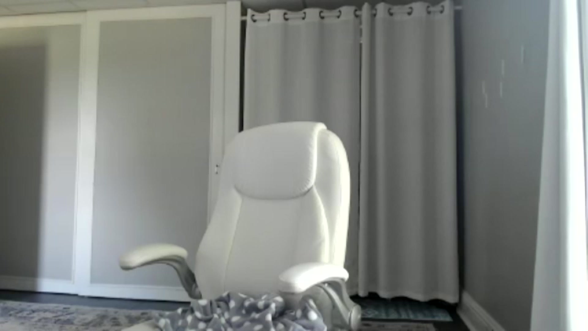 Gallery image thumbnail from FarmGirl_BDAY's myfreecams stream on, 08/02/2024, 19:17 image 20 of 20