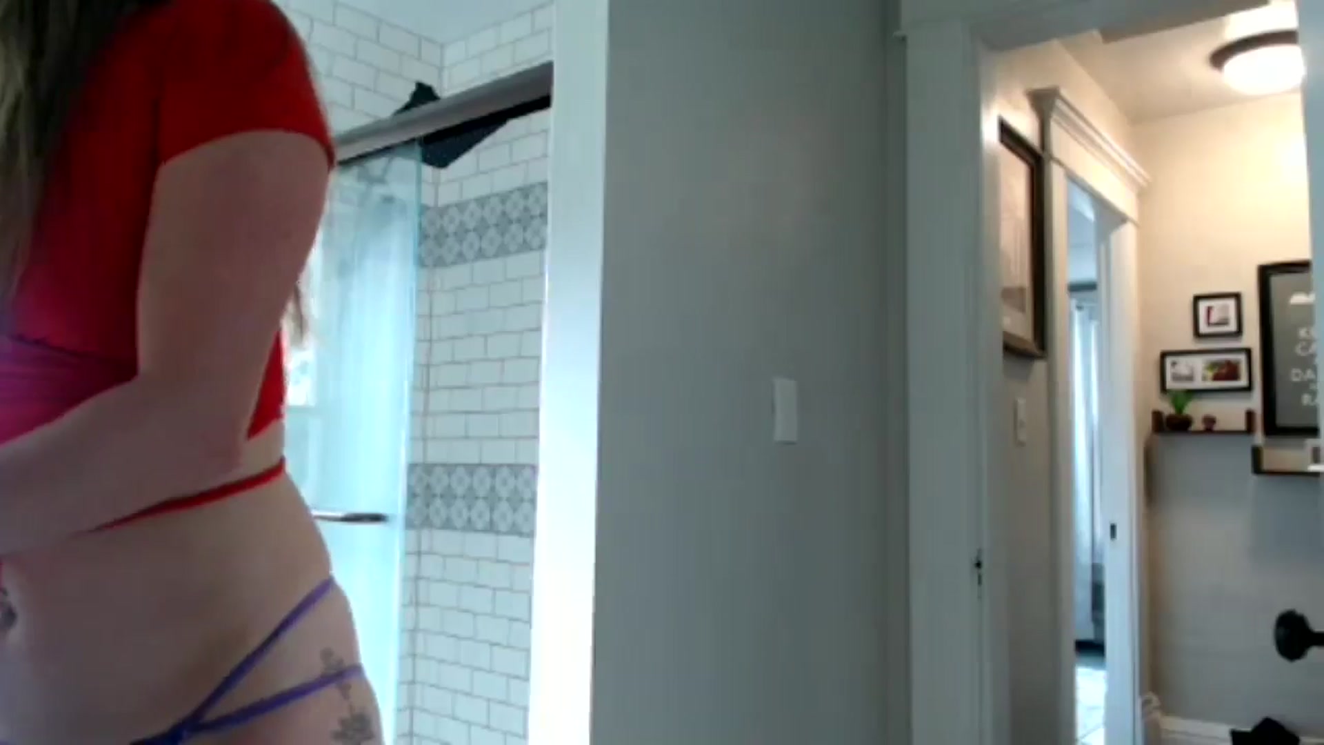 Gallery image thumbnail from FarmGirl_BDAY's myfreecams stream on, 08/02/2024, 19:17 image 7 of 20