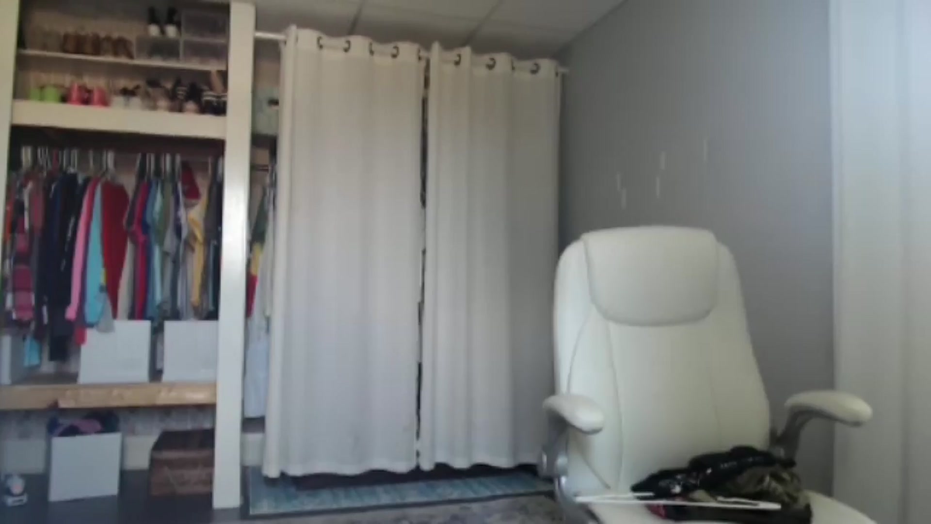 Gallery image thumbnail from FarmGirl_BDAY's myfreecams stream on, 08/26/2024, 18:48 image 18 of 20