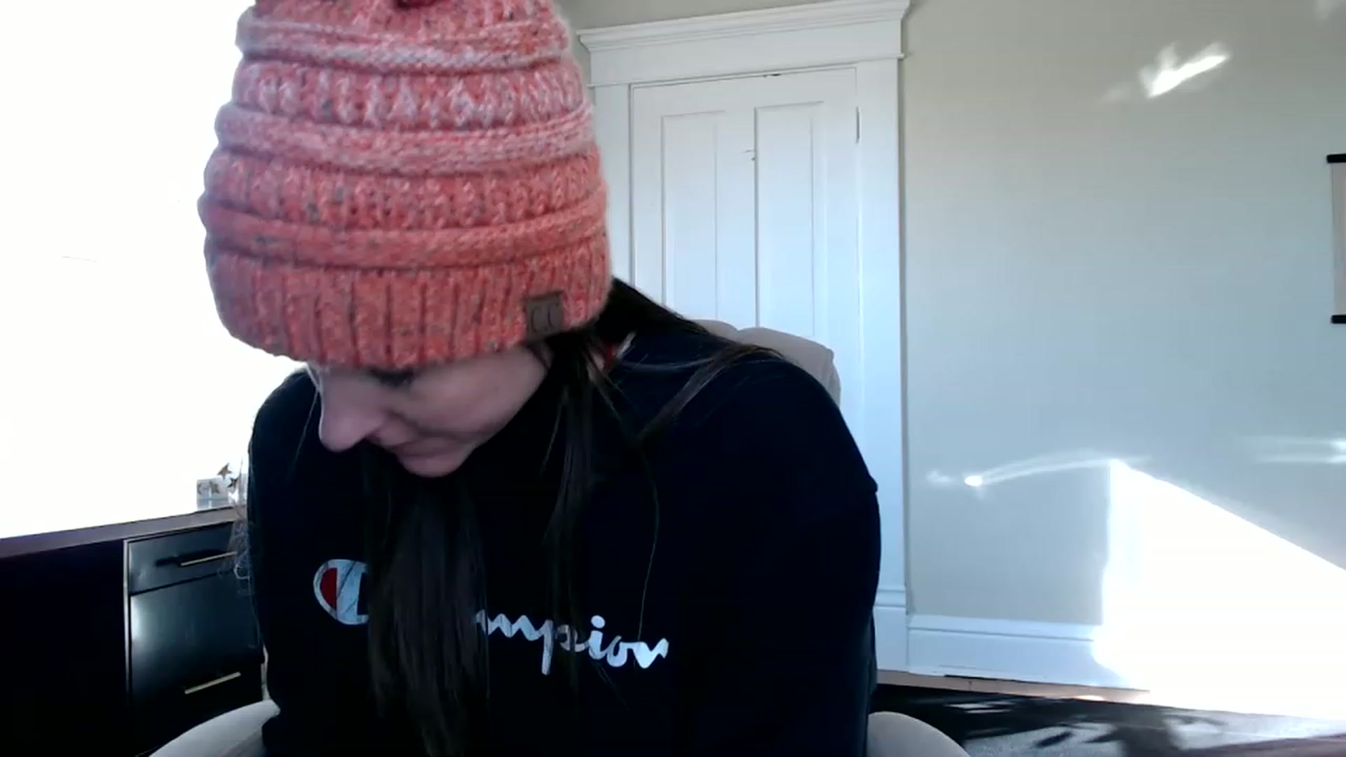 Gallery image thumbnail from FarmGirl__'s myfreecams stream on, 12/01/2022, 17:03 image 1 of 20